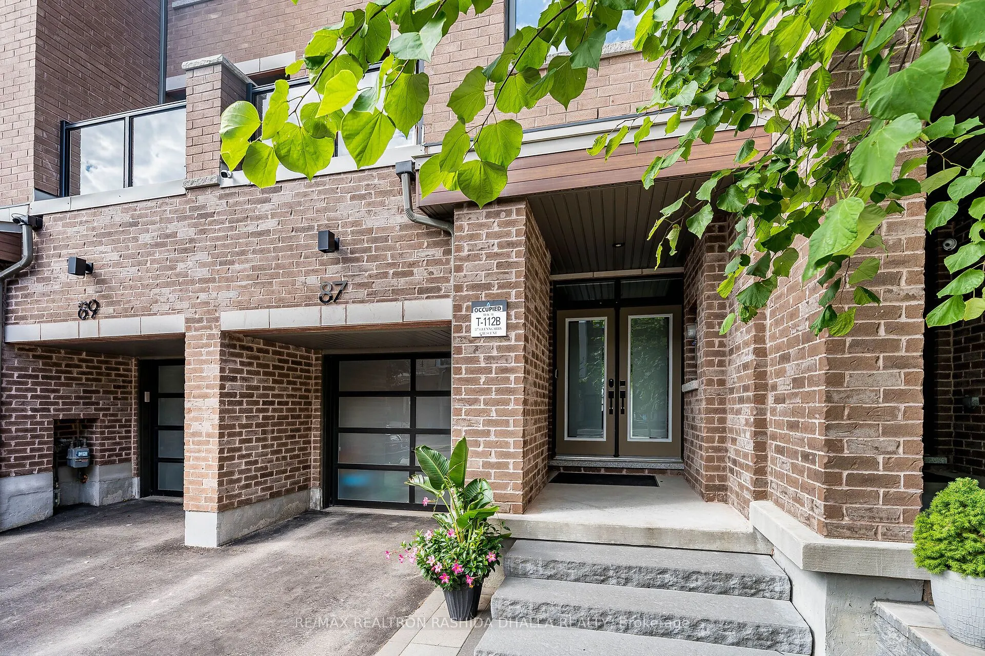87 Glenngarry Crescent