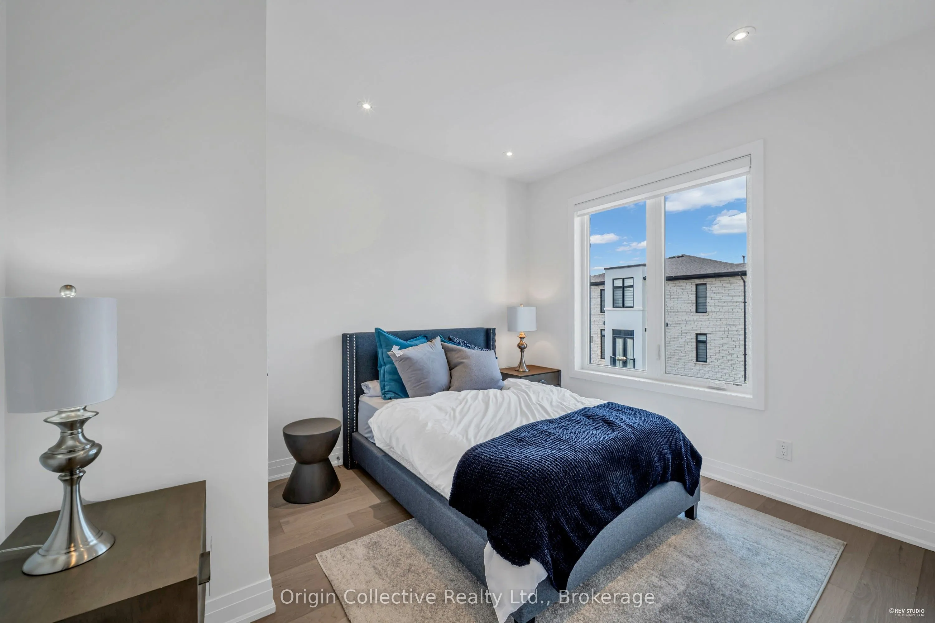 6 Howick Lane