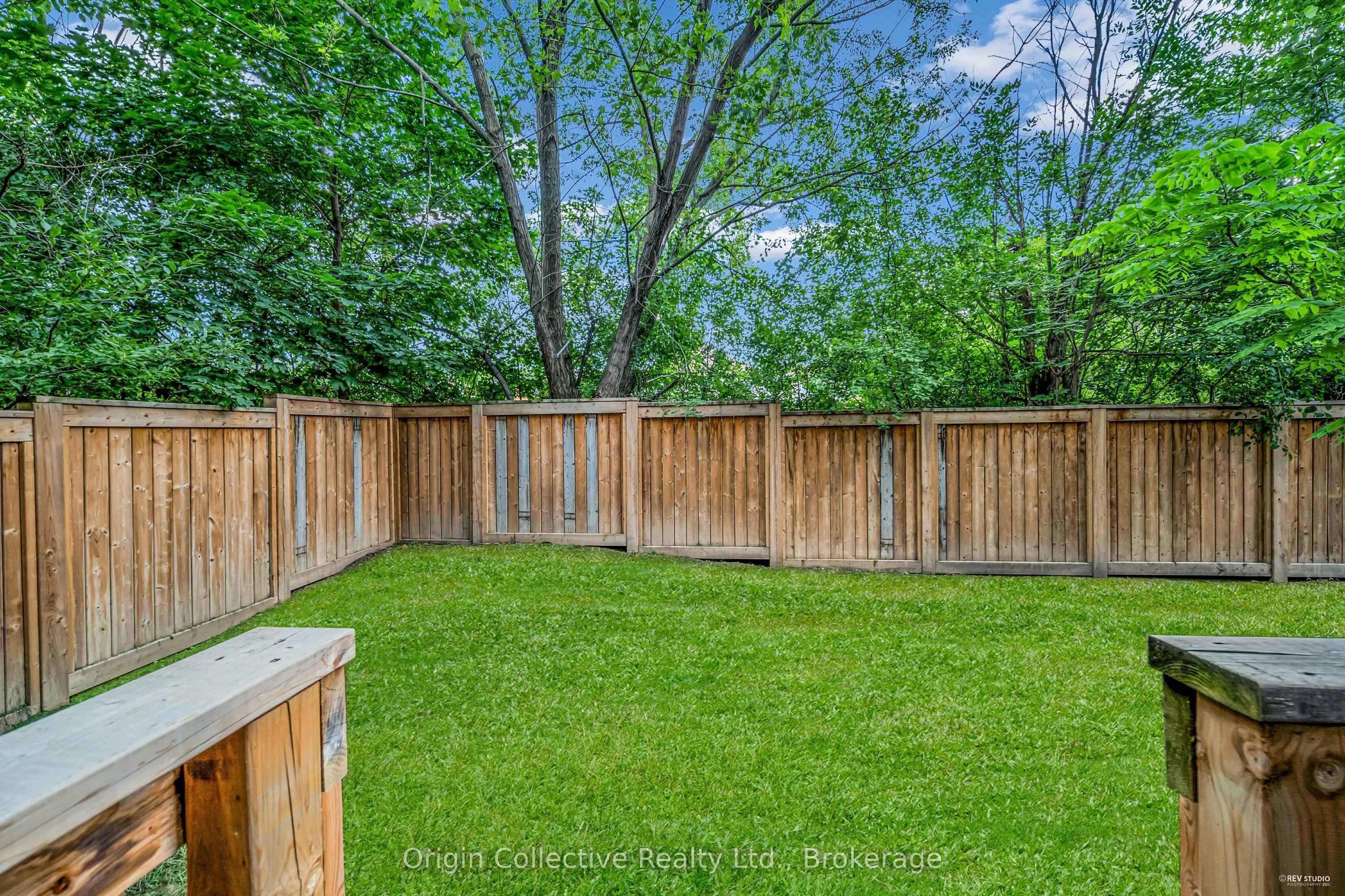 6 Howick Lane