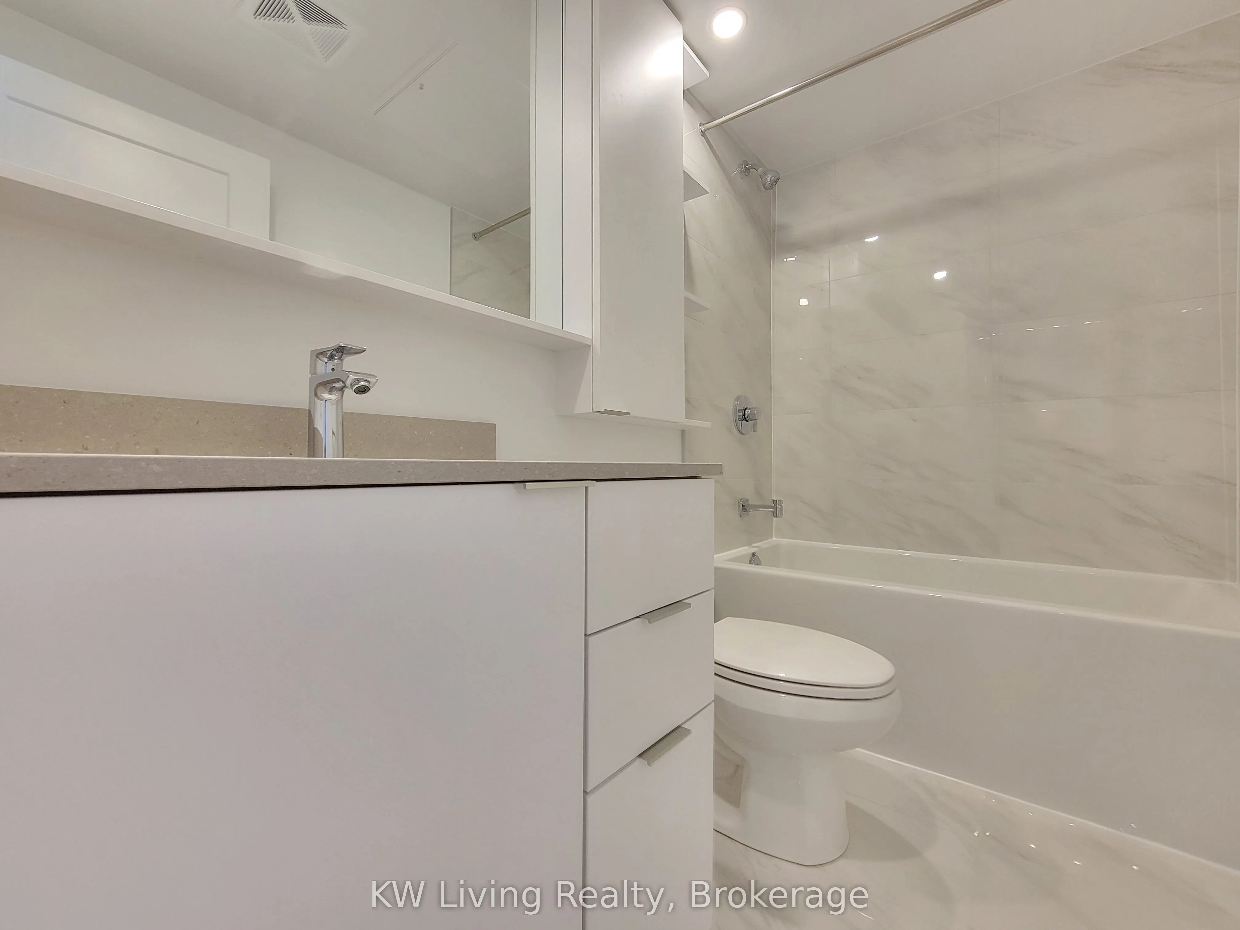 8 Cedarland Drive, #803
