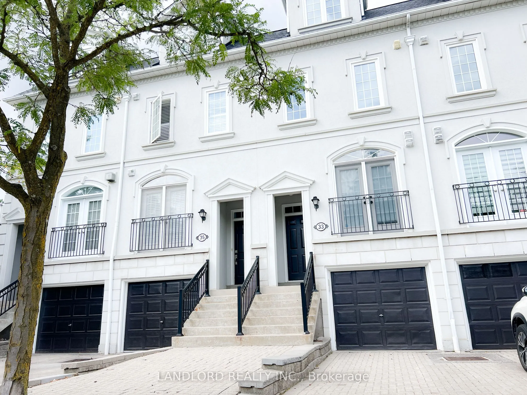 33 Benson Avenue, #00