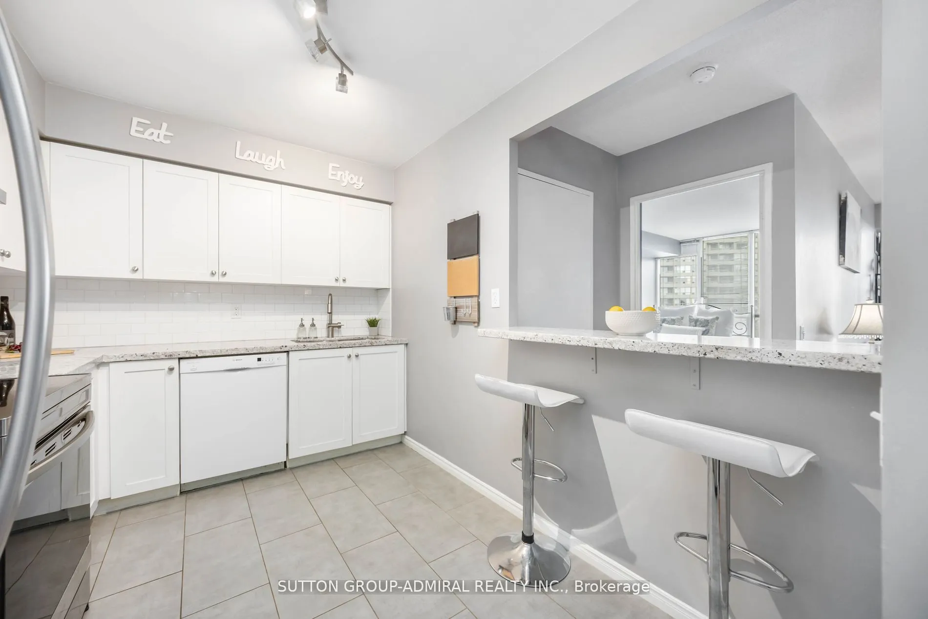 81 Townsgate Drive, #412
