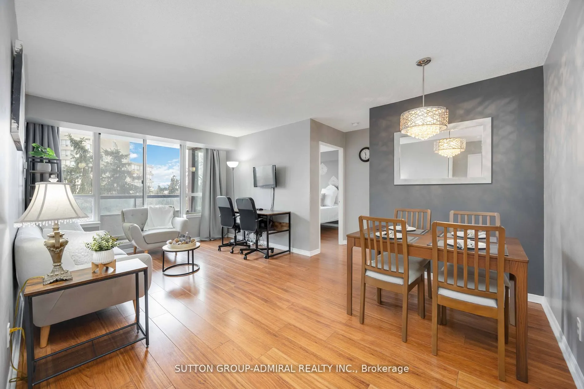 81 Townsgate Drive, #412