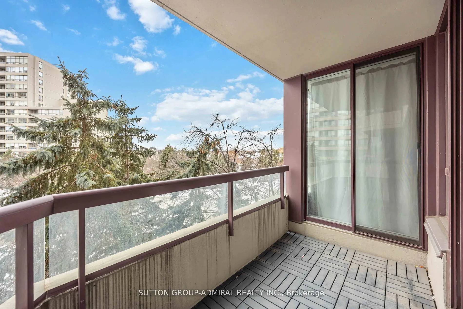 81 Townsgate Drive, #412