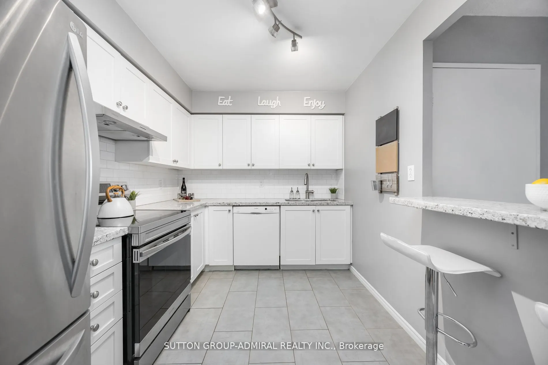 81 Townsgate Drive, #412