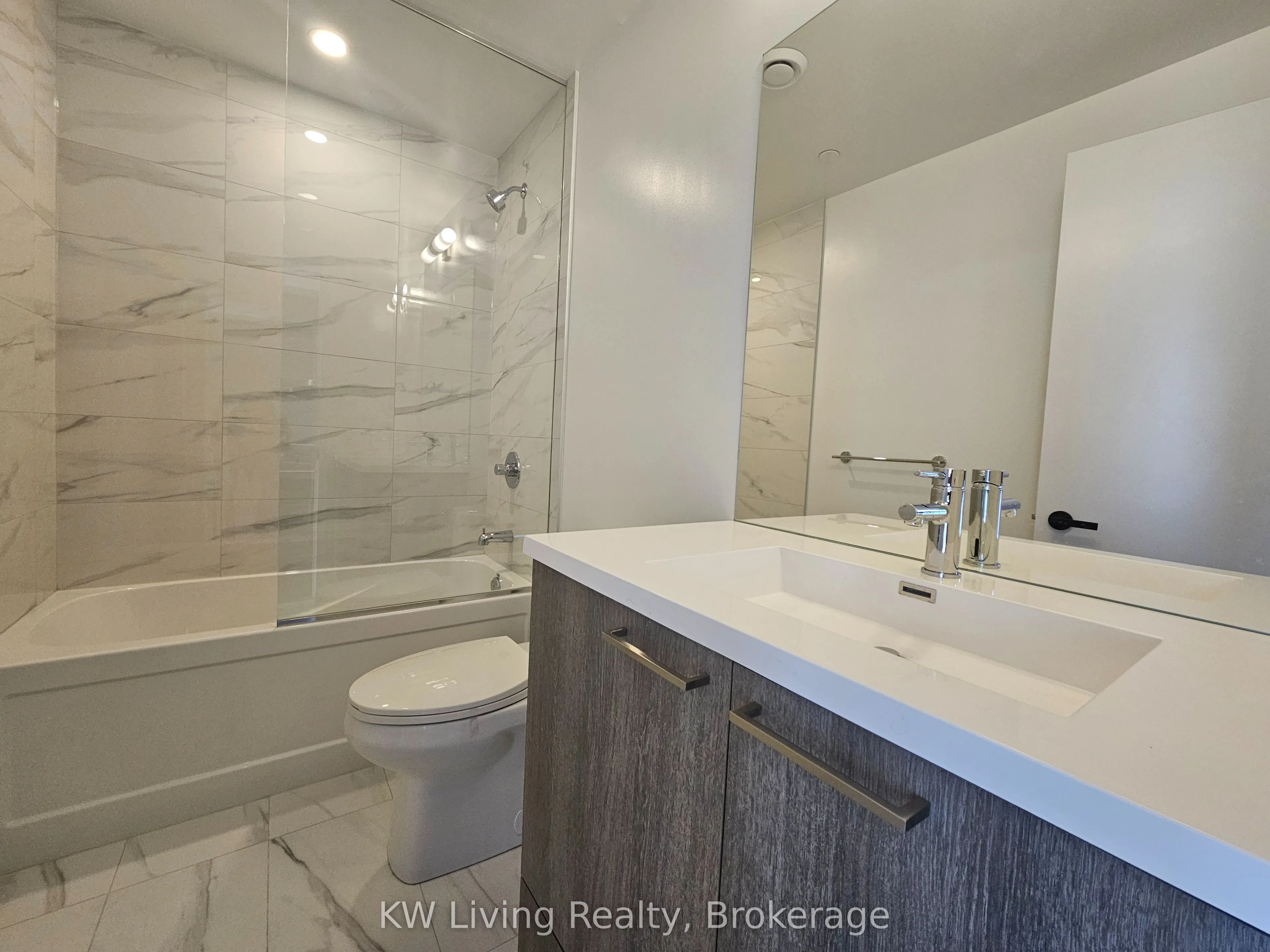 225 Commerce Street, #6205