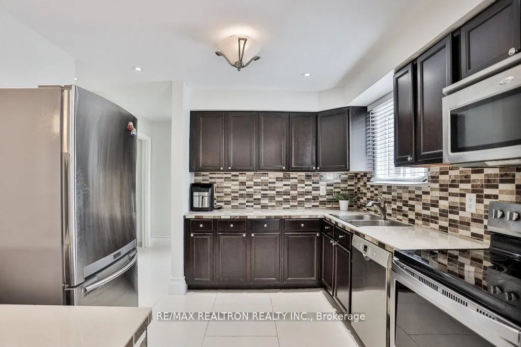 26 Colony Trail Boulevard