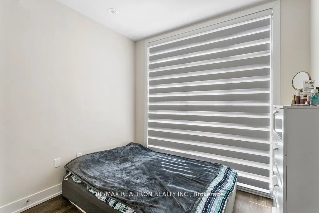 8 Sayers Lane, #12