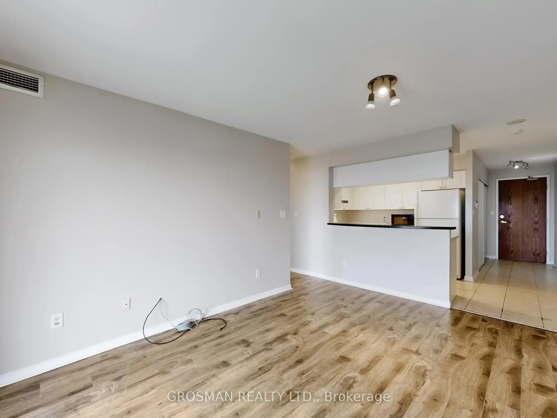 39 Oneida Crescent, #721