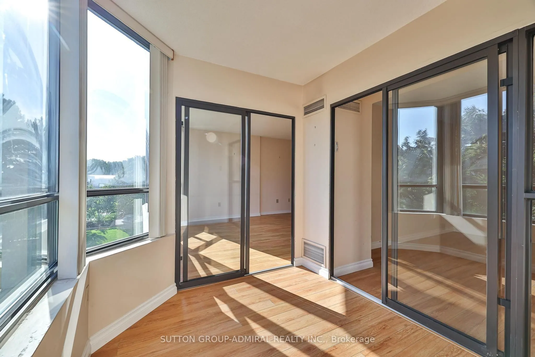 7420 Bathurst Street, #308