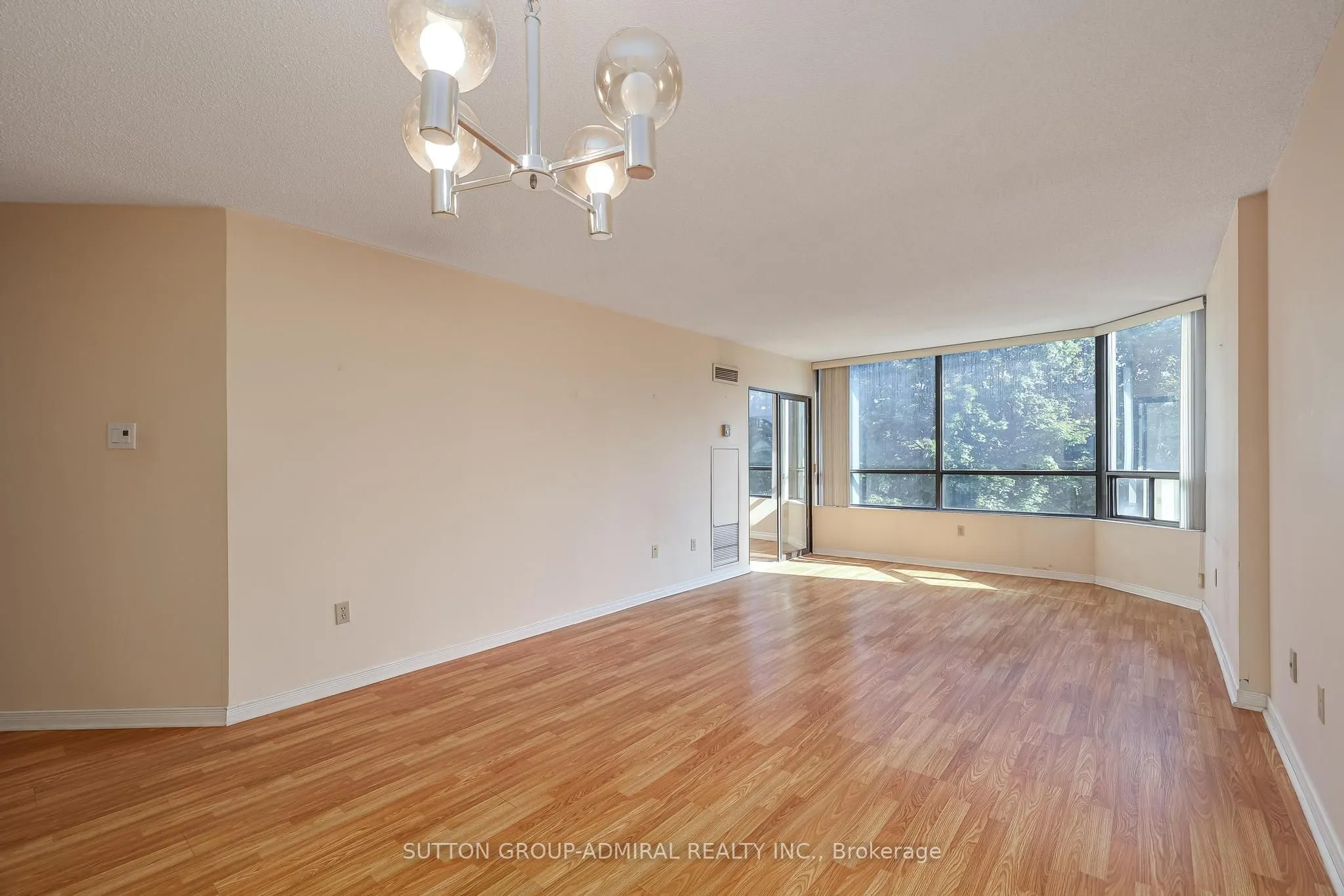 7420 Bathurst Street, #308