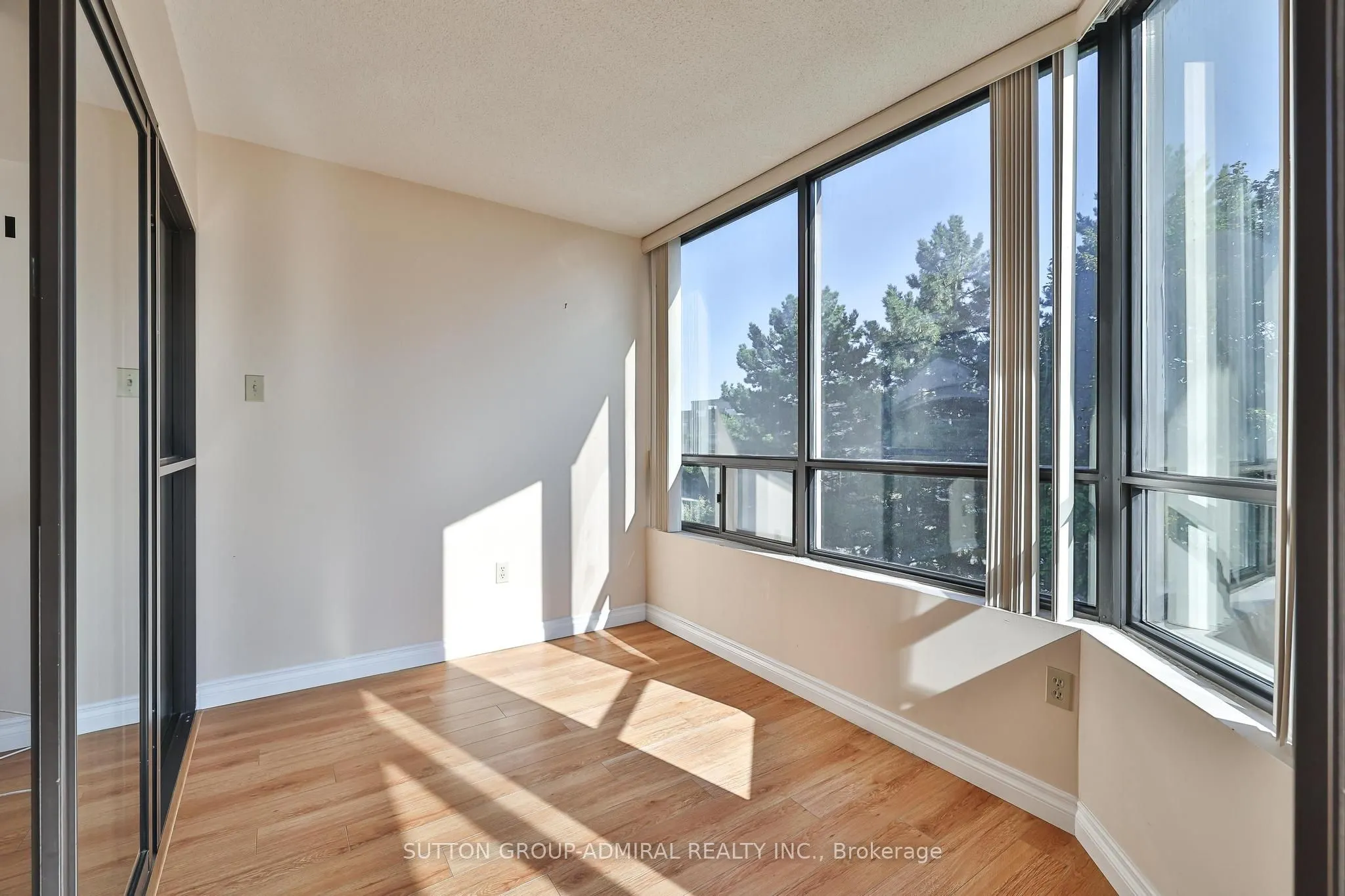 7420 Bathurst Street, #308