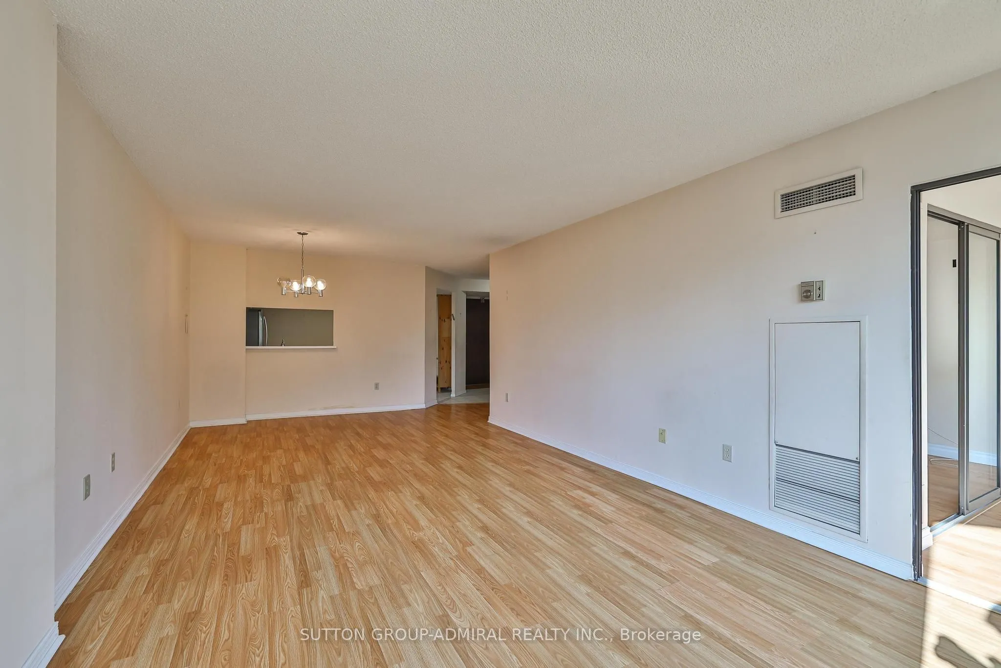 7420 Bathurst Street, #308