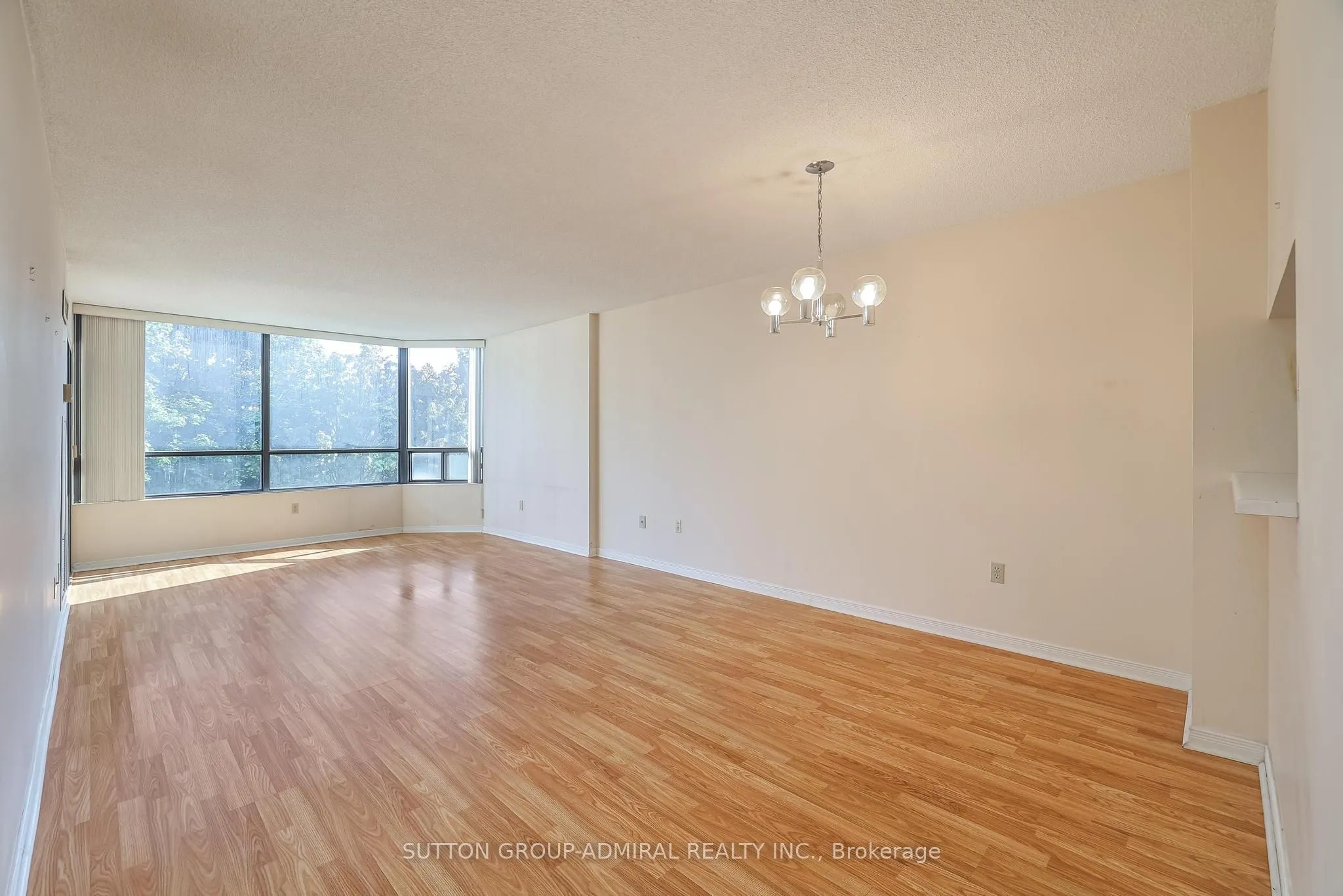 7420 Bathurst Street, #308