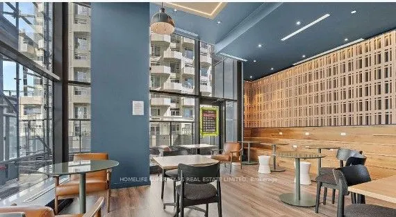 10 Abeja Street, #320