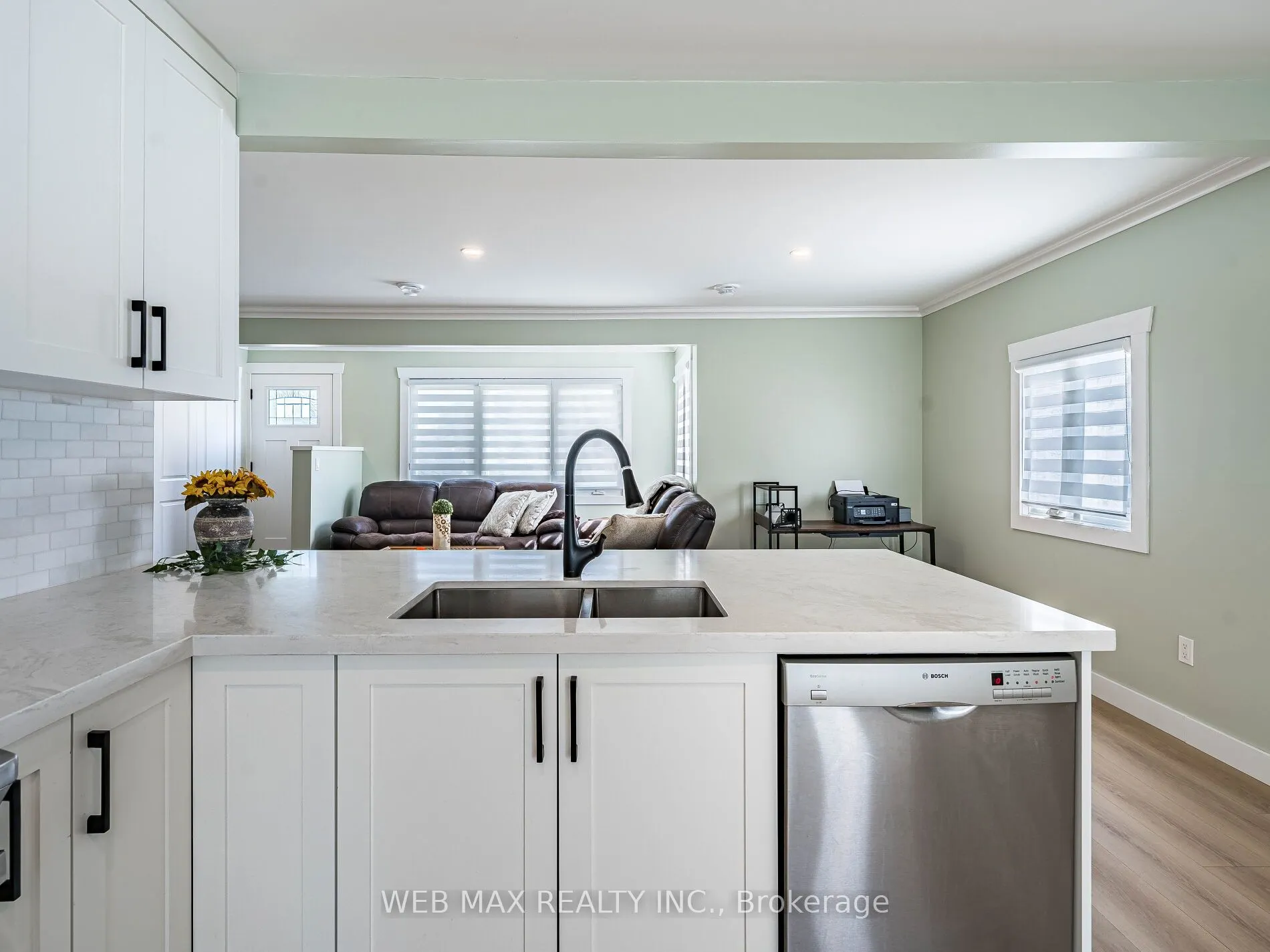 206 Parkview Drive