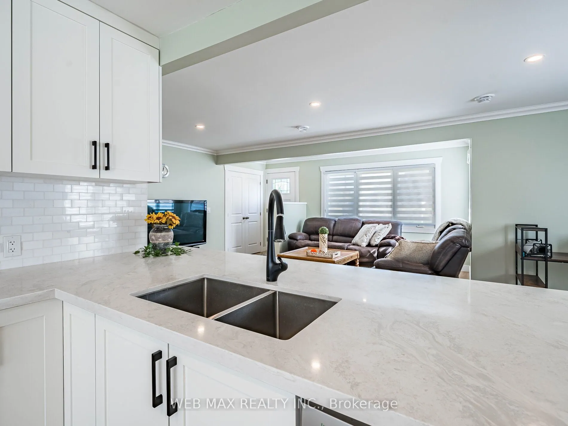 206 Parkview Drive