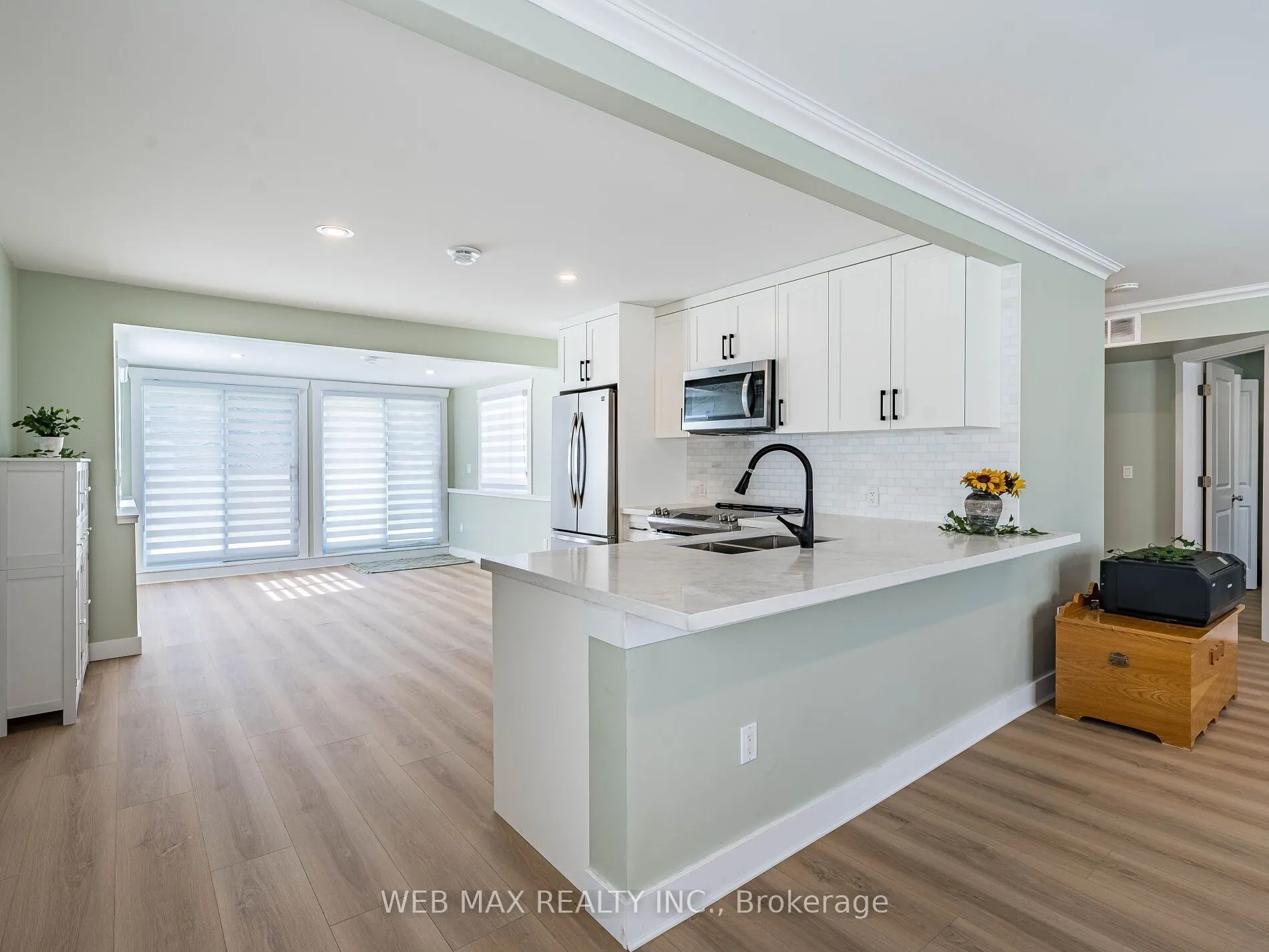 206 Parkview Drive