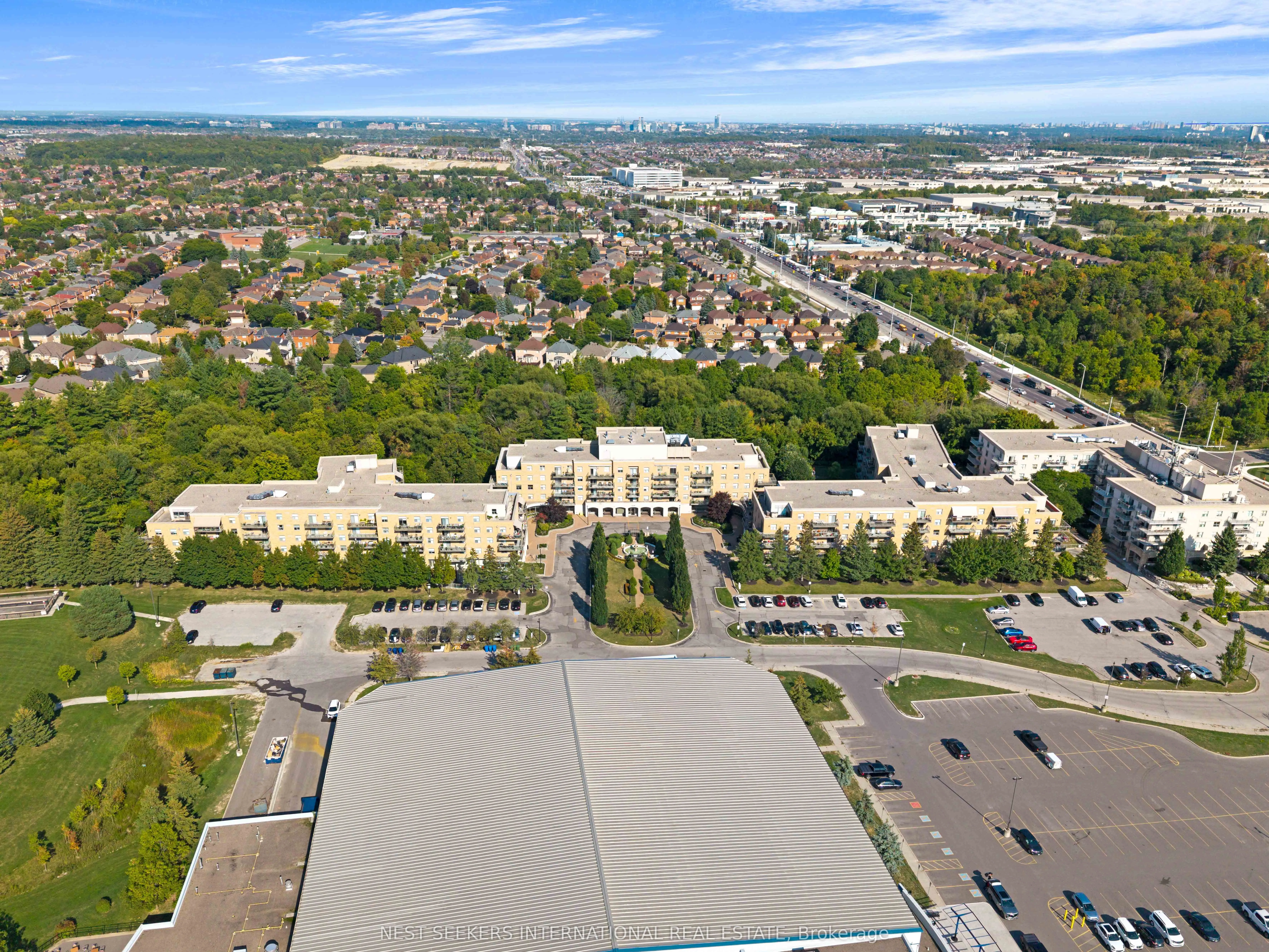 2502 Rutherford Road, #415