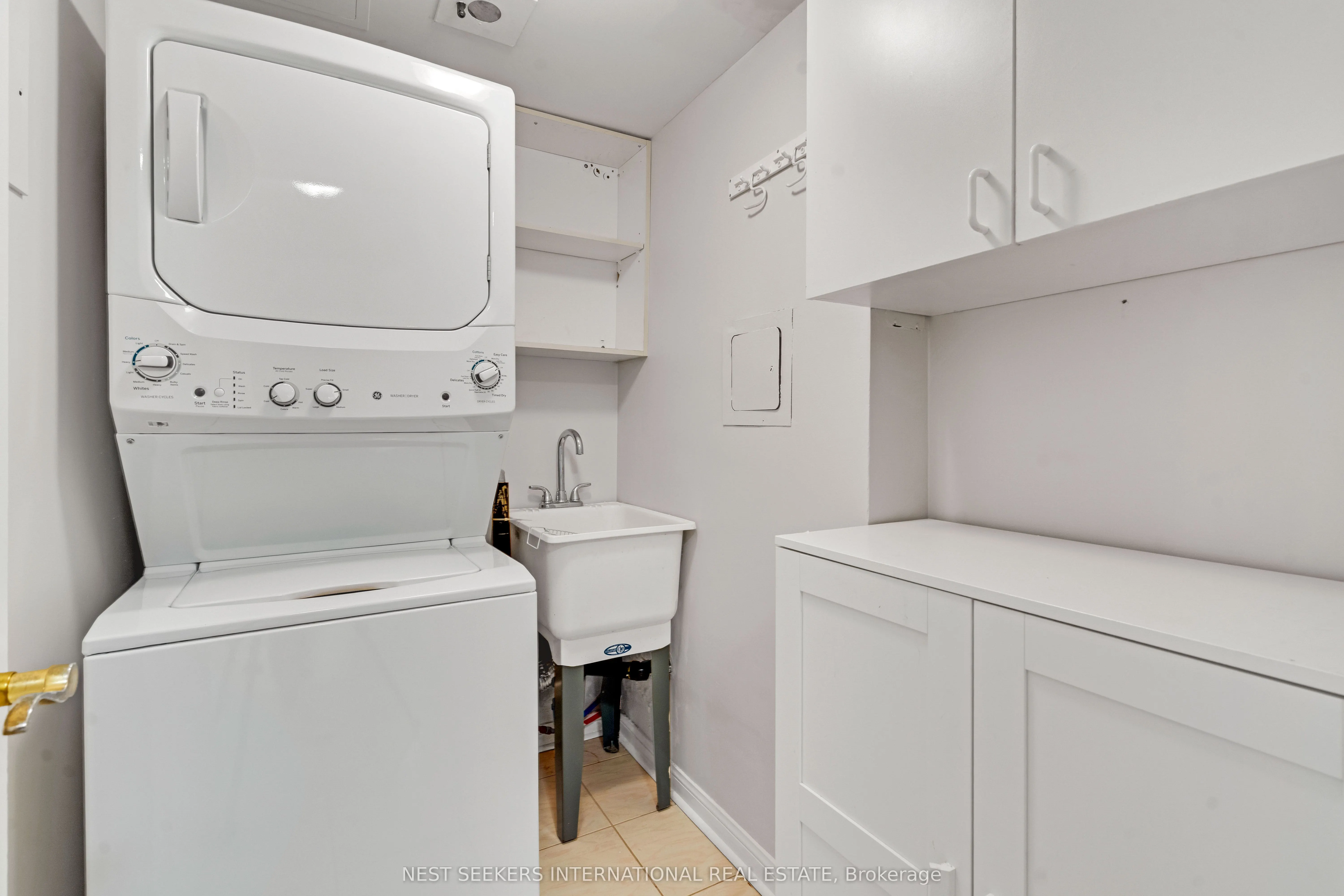 2502 Rutherford Road, #415