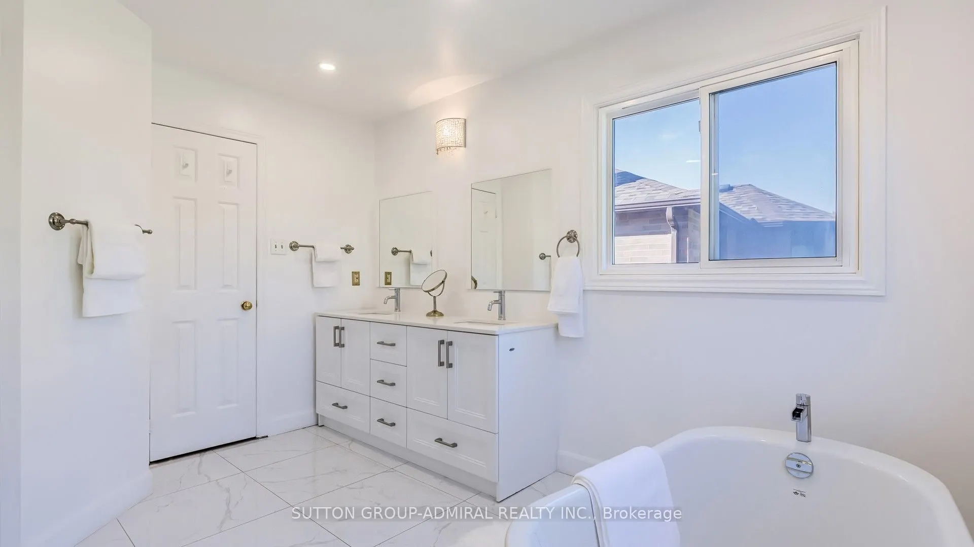 25 Flamingo Road