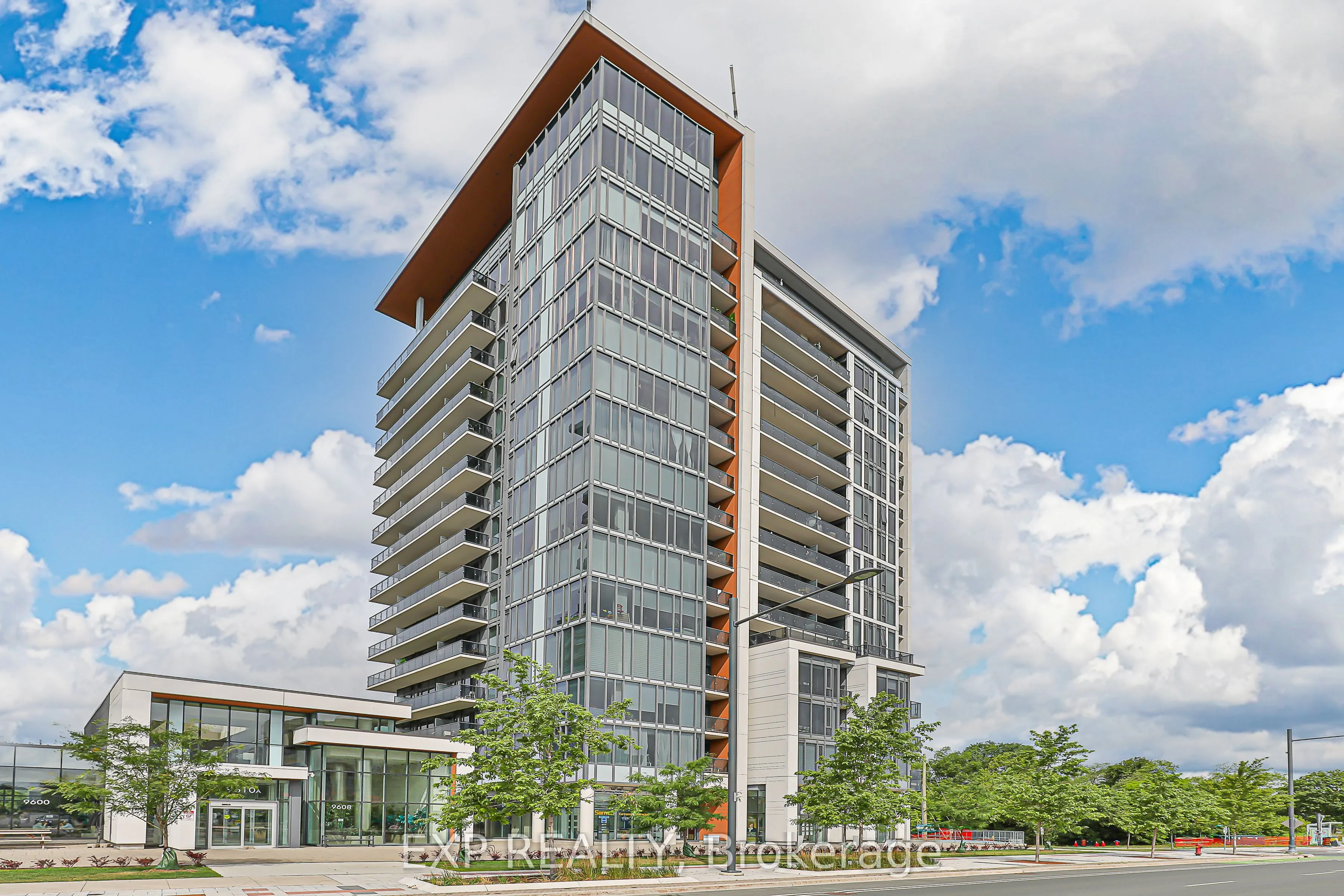 9608 Yonge Street, #1005