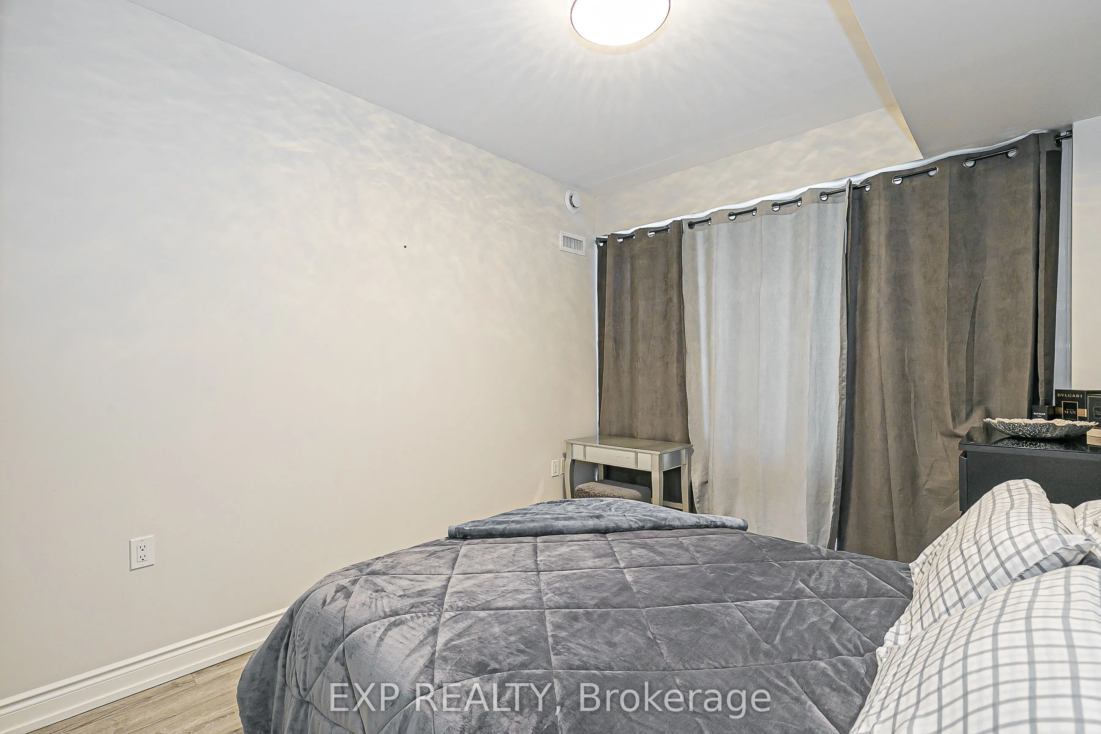 9608 Yonge Street, #1005