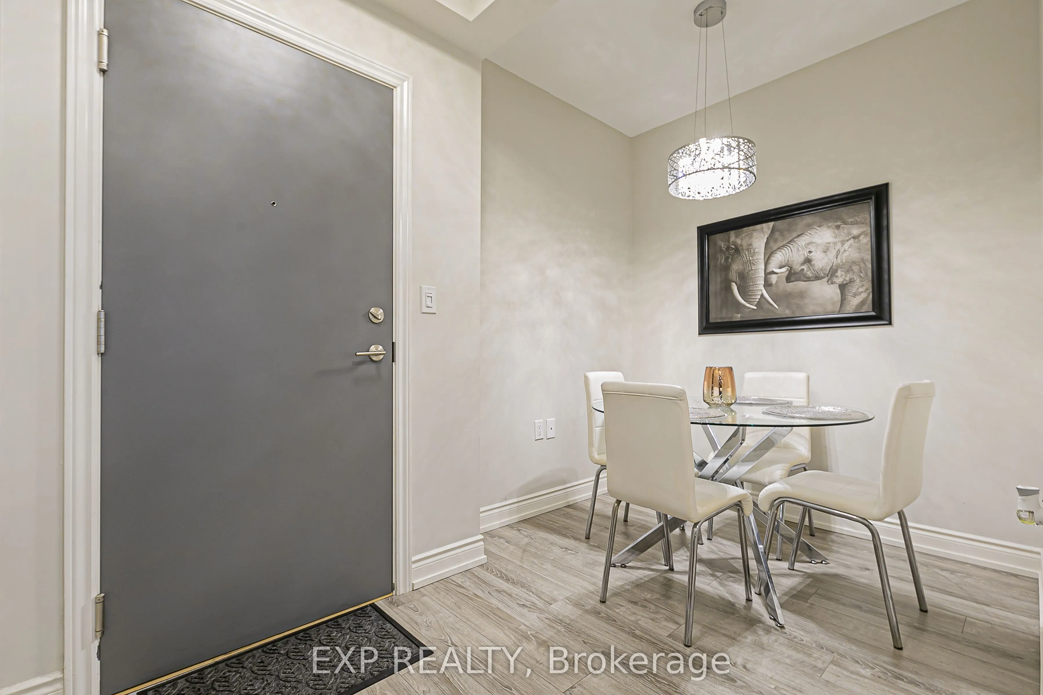 9608 Yonge Street, #1005