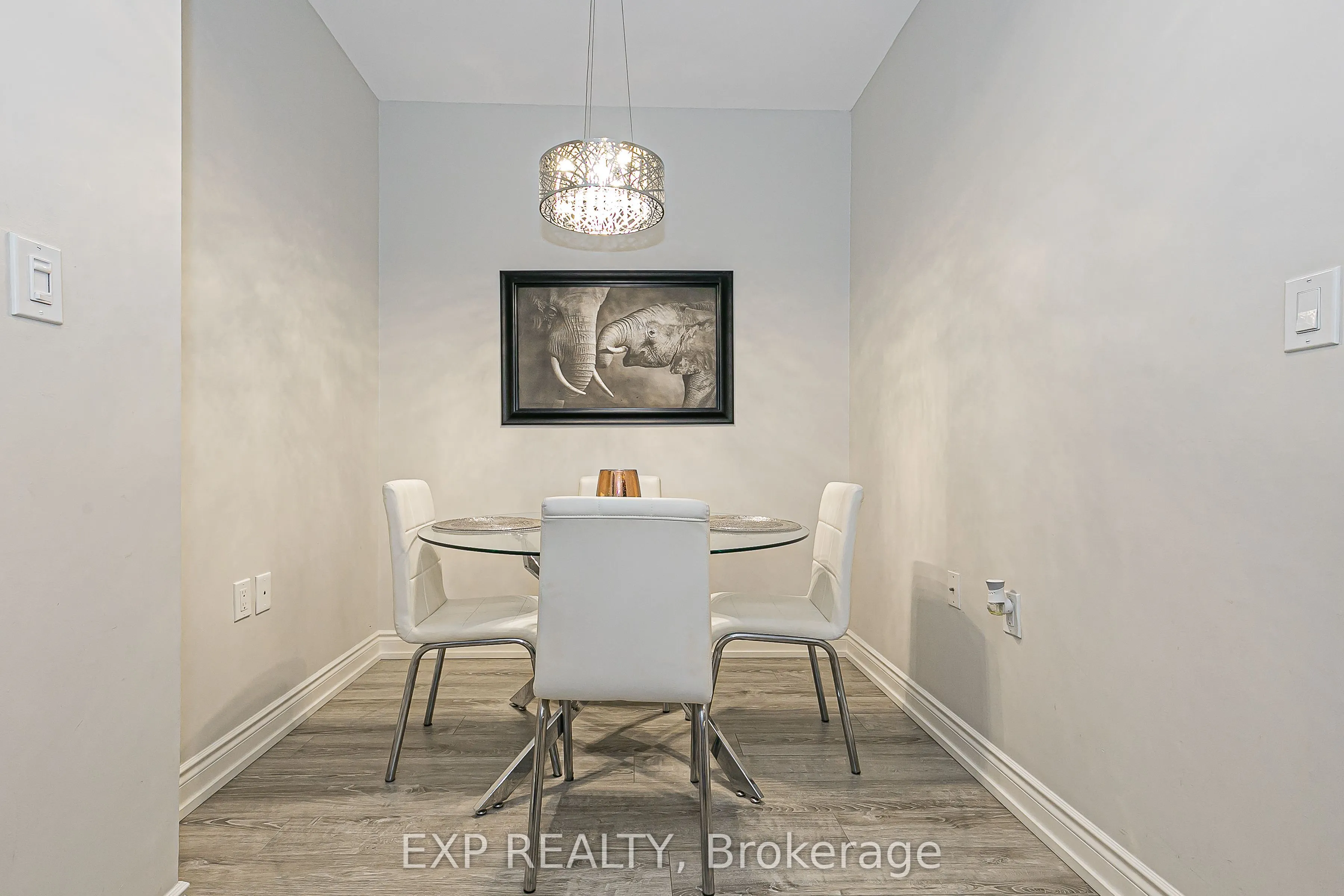 9608 Yonge Street, #1005