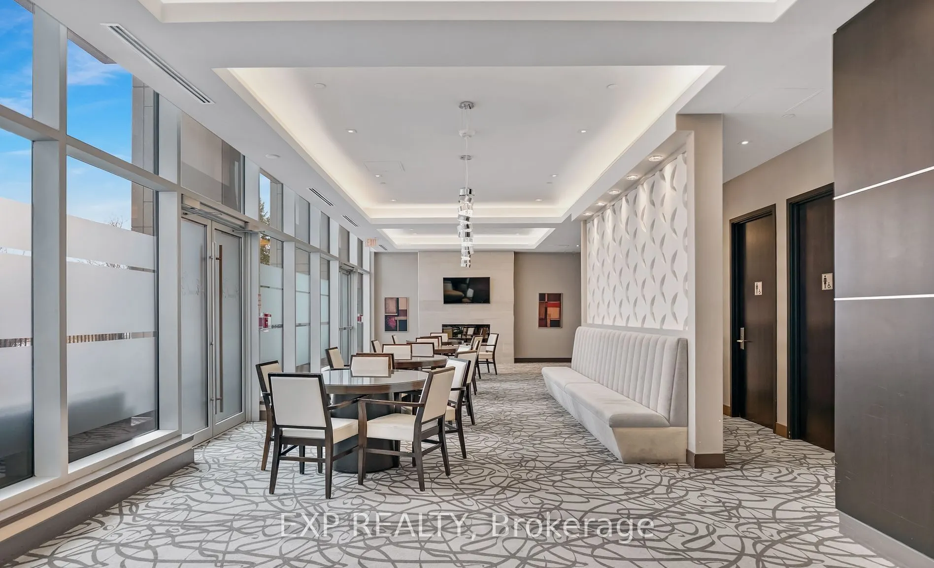 9608 Yonge Street, #1005