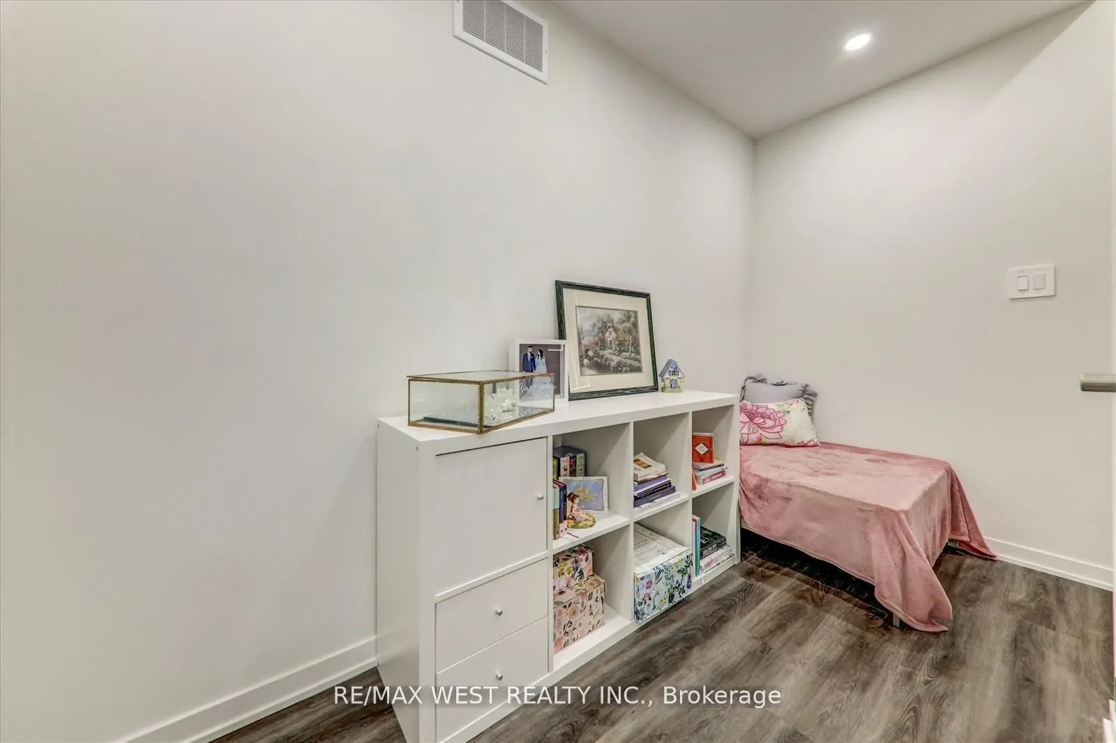 55 Mable Smith Way, #129
