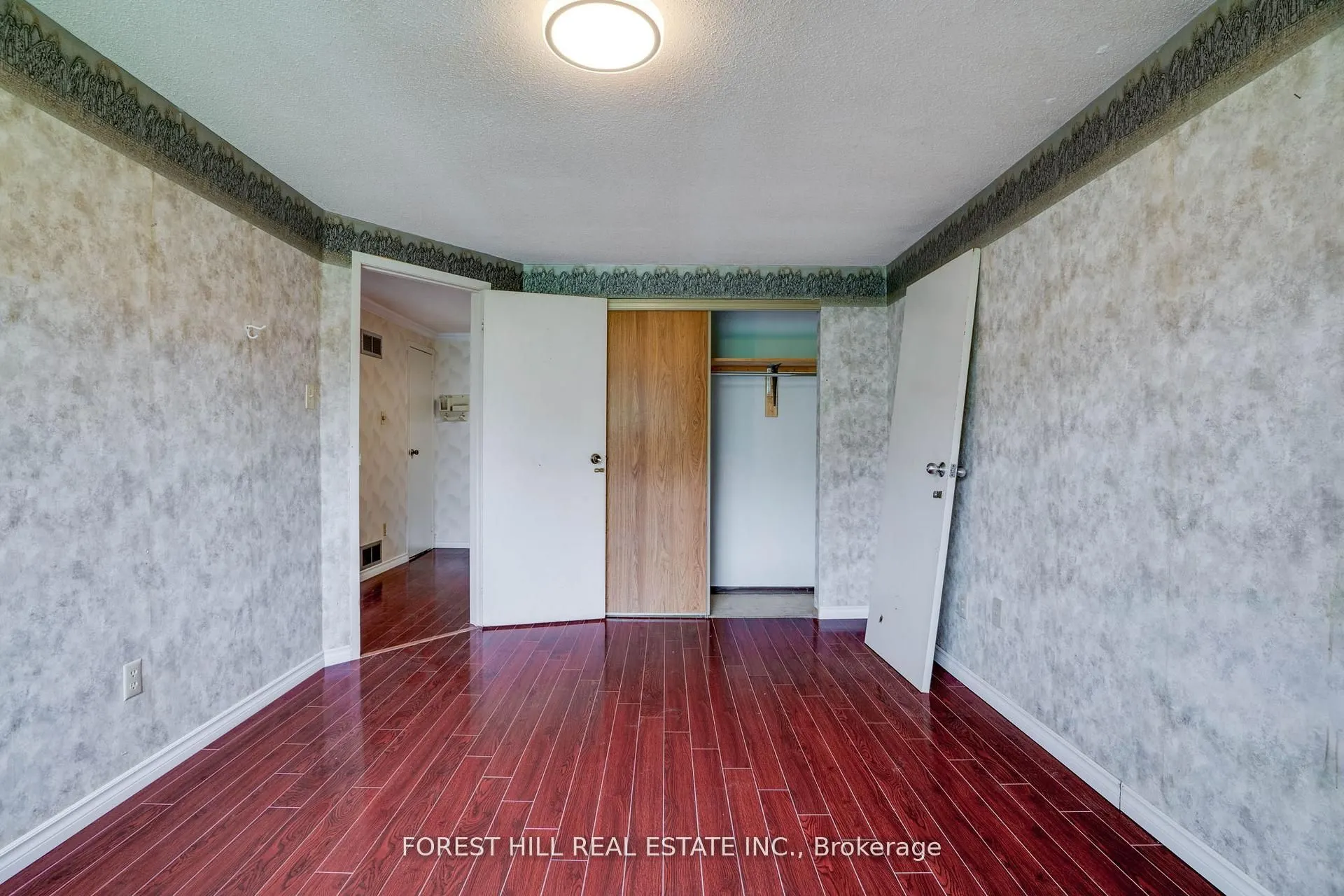 82 Hord Crescent