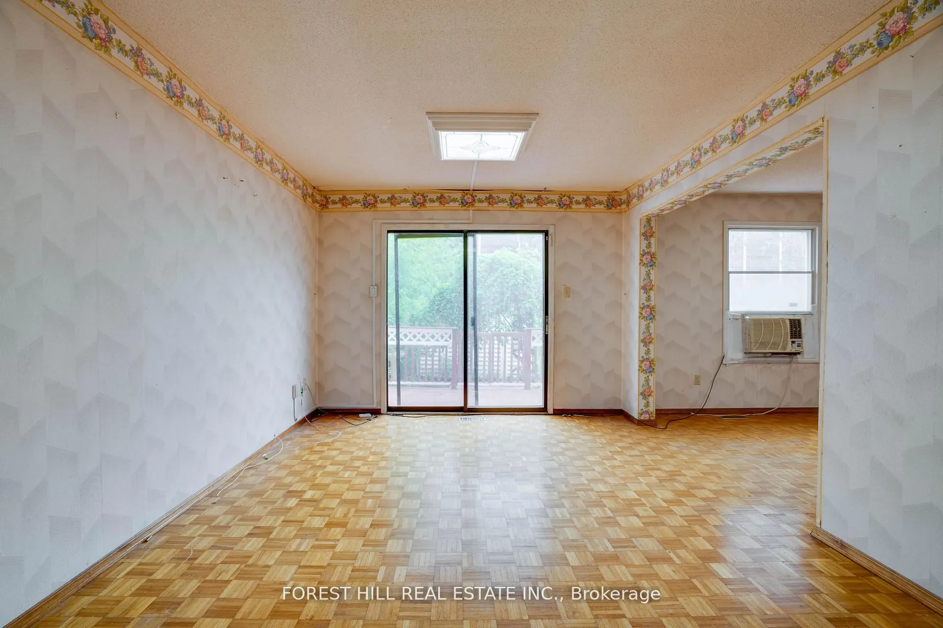 82 Hord Crescent