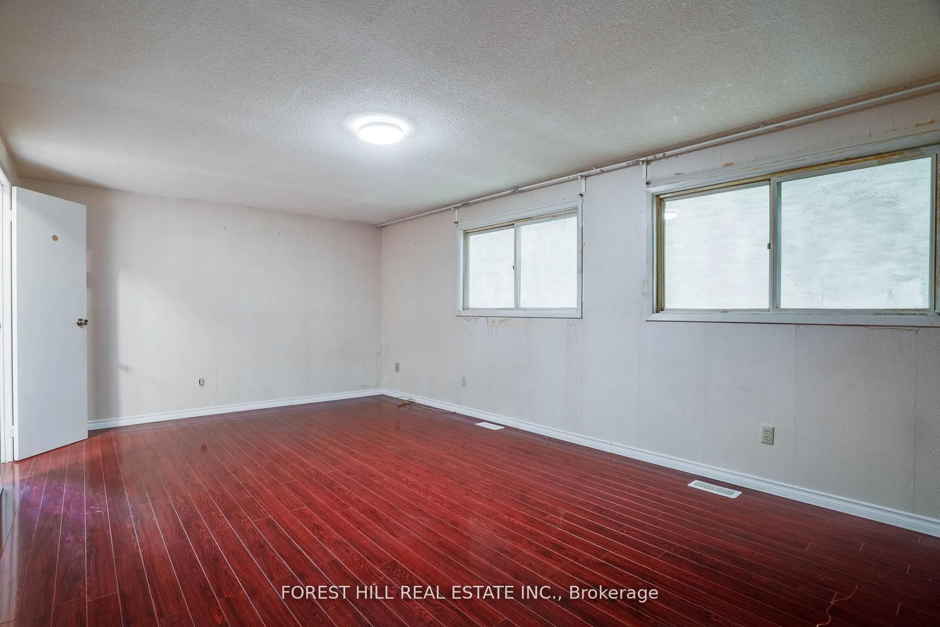 82 Hord Crescent