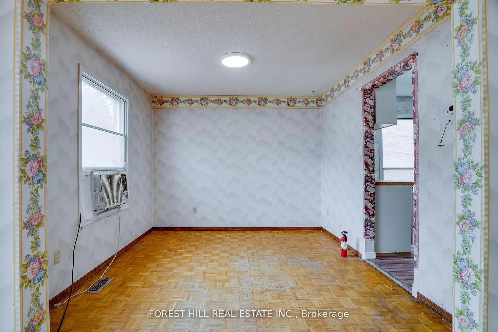 82 Hord Crescent