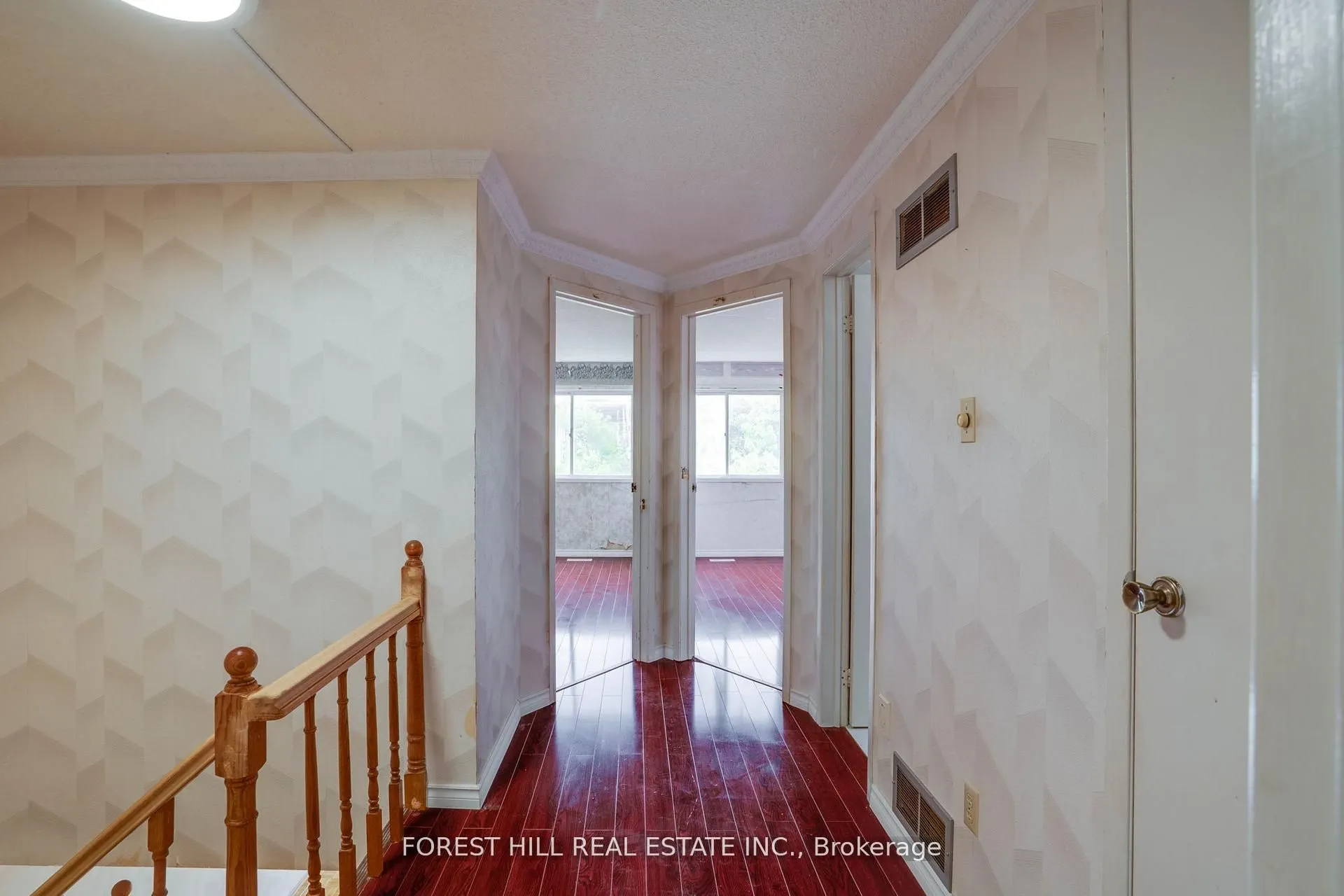 82 Hord Crescent