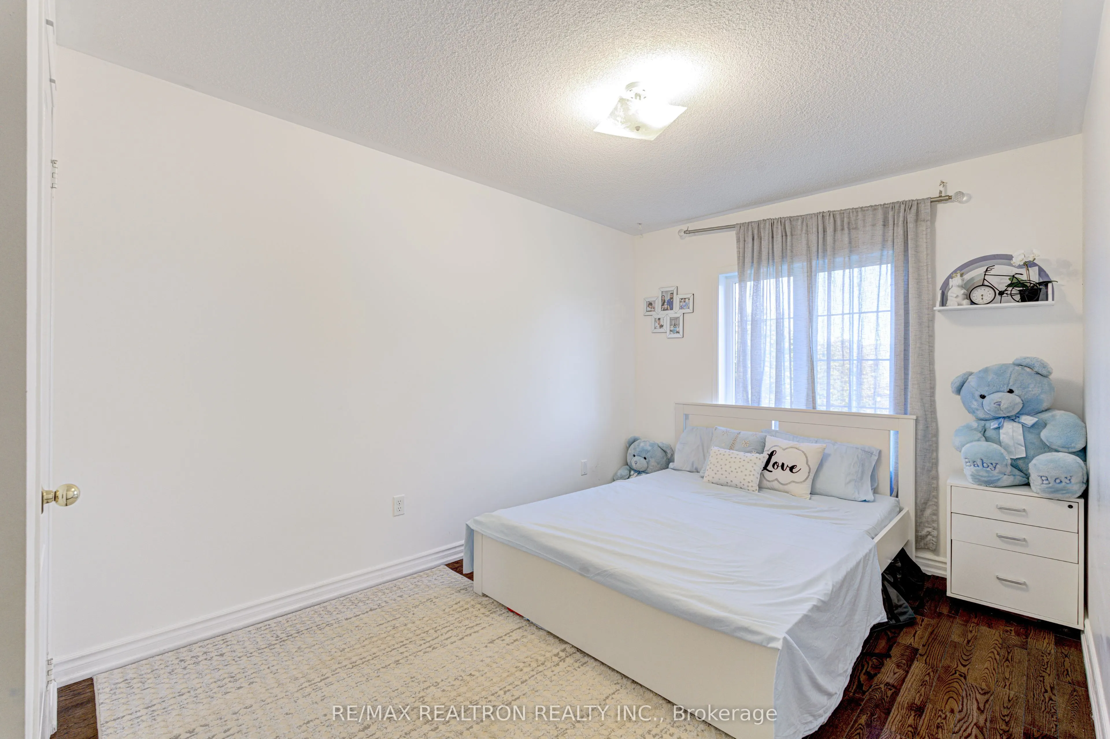 88 Bankbrooke Crescent