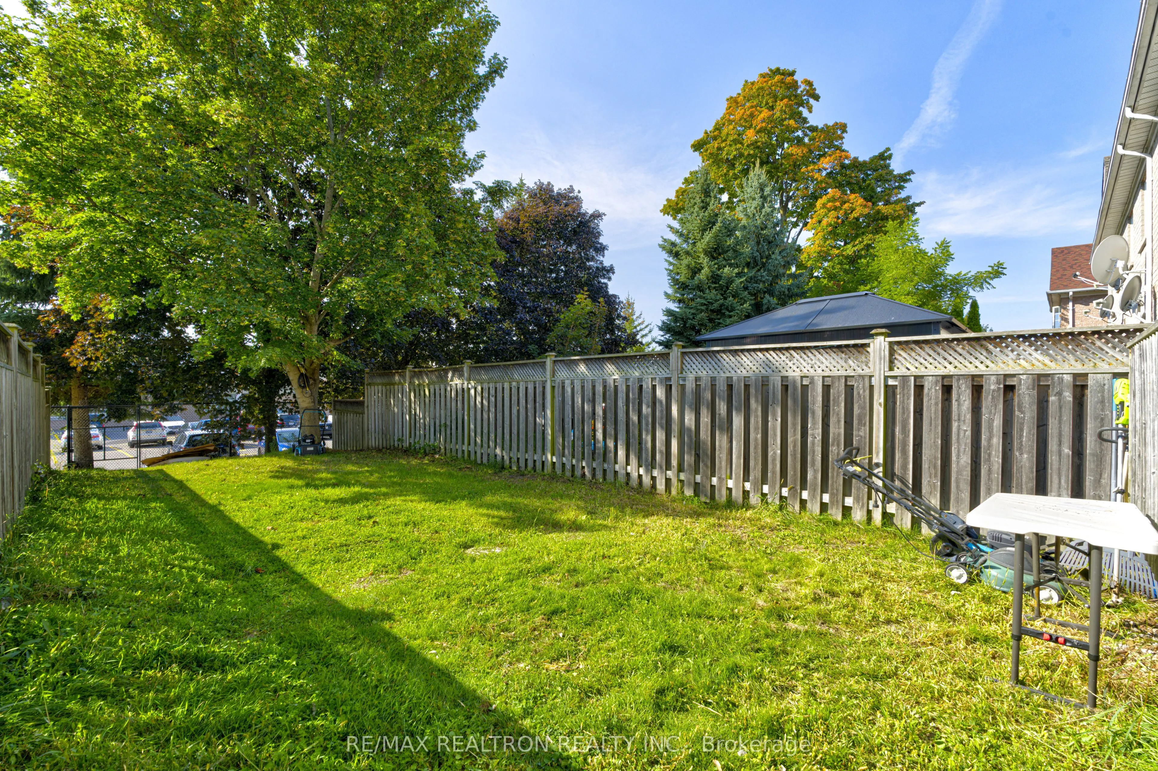 88 Bankbrooke Crescent
