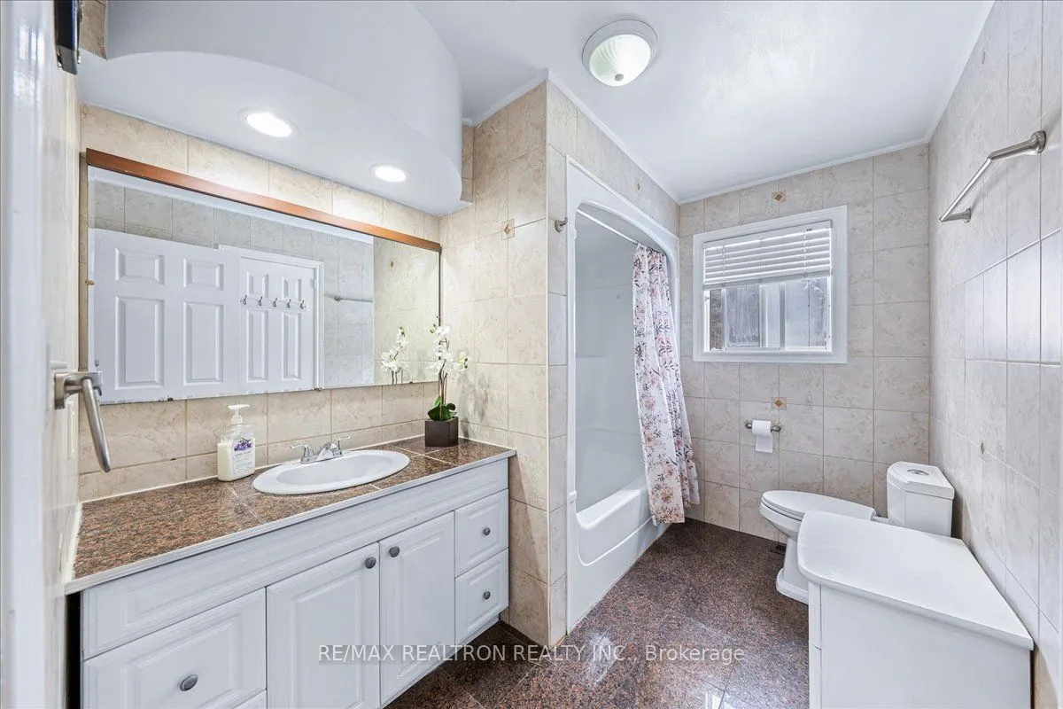 56 Brentwood Road