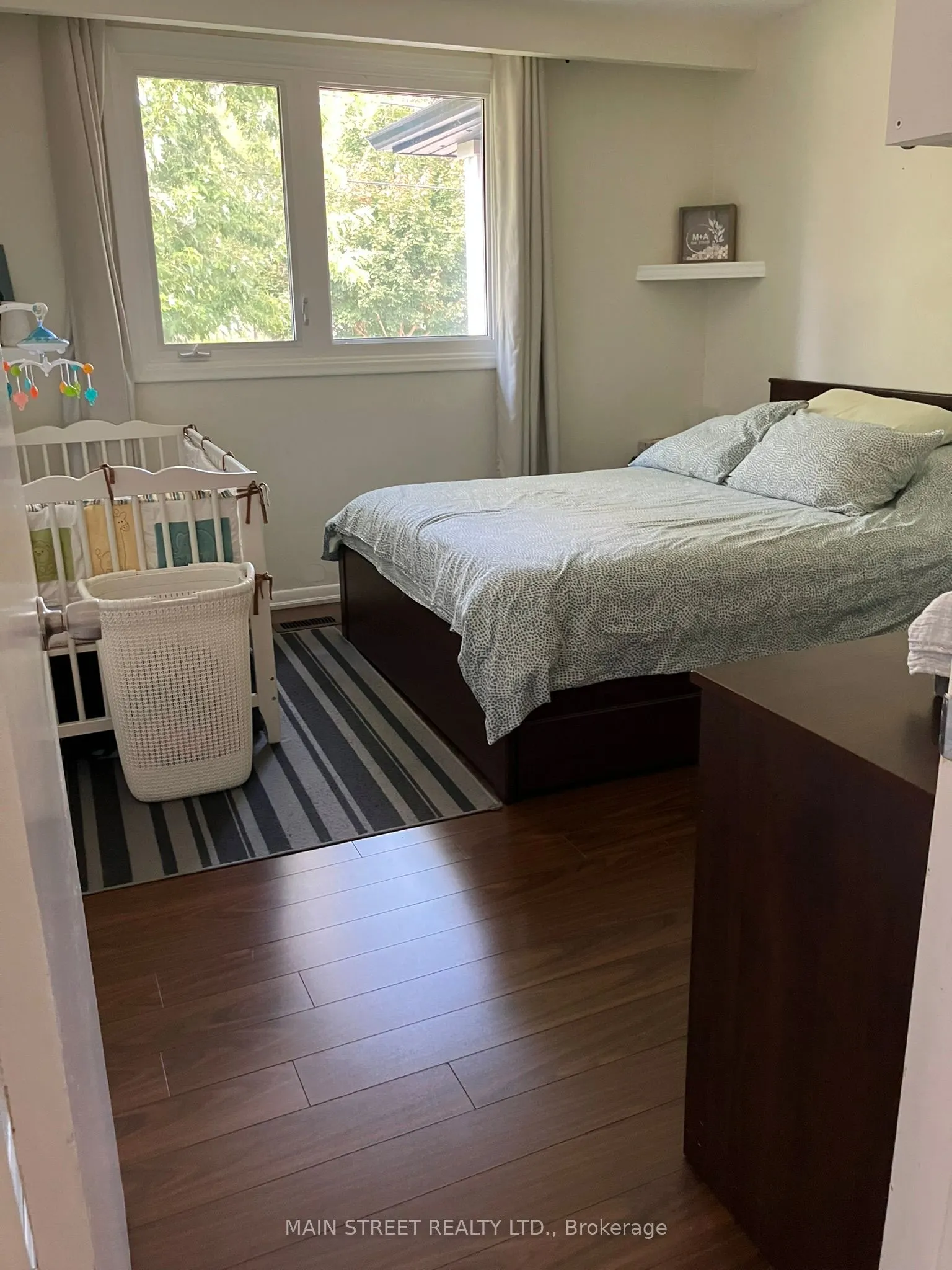 88 KULPIN Avenue, #MAIN FLR