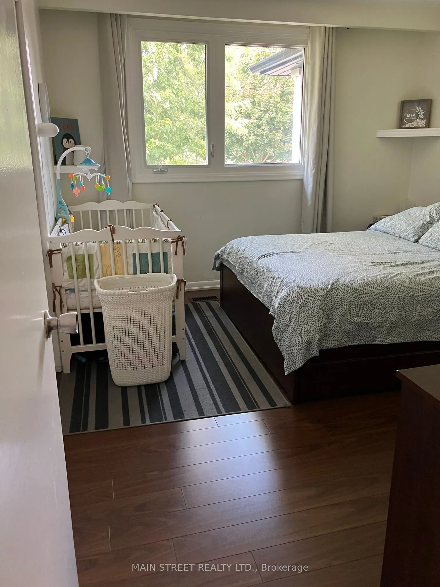 88 KULPIN Avenue, #MAIN FLR