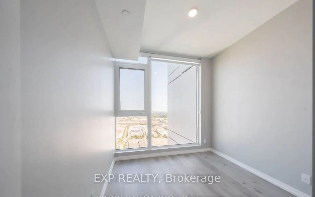 7890 Jane Street, #5309