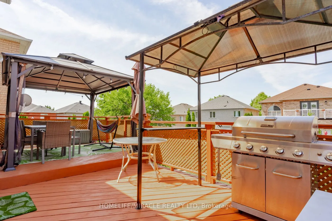60 Forest Fountain Drive