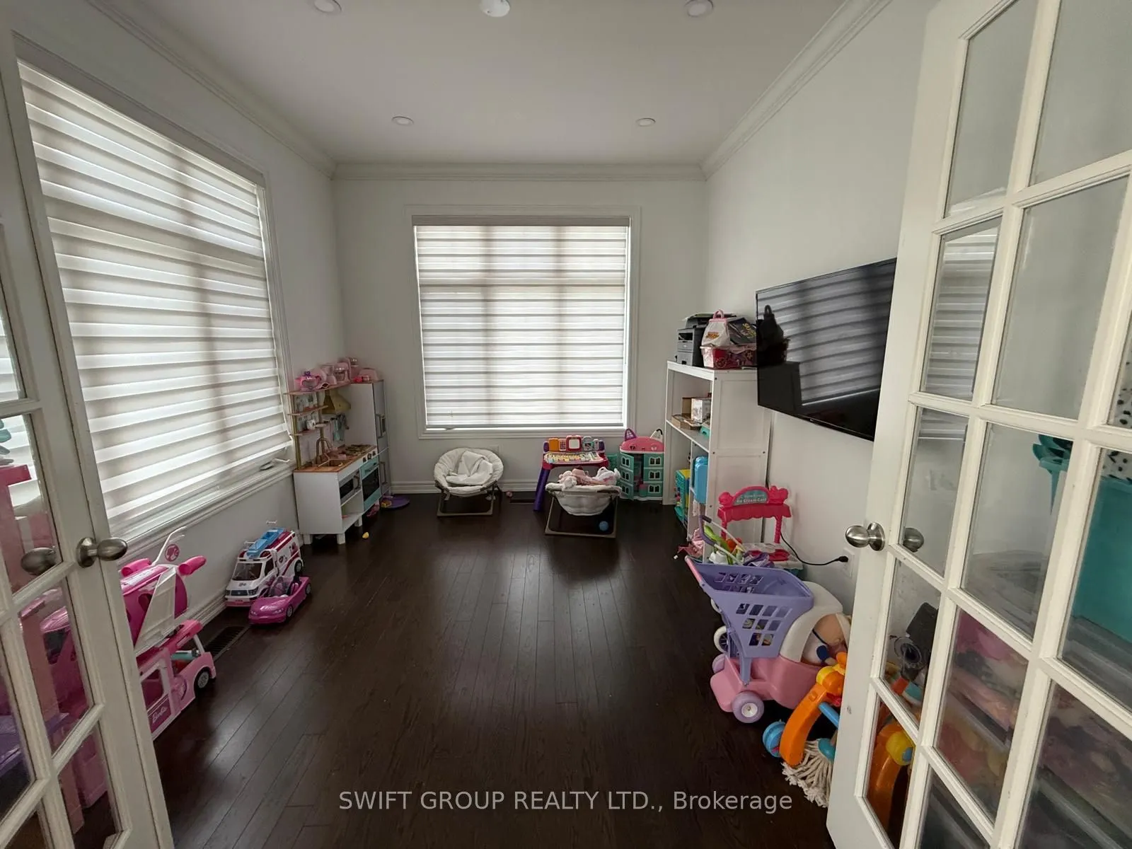 147 Mccann Crescent, #Upper