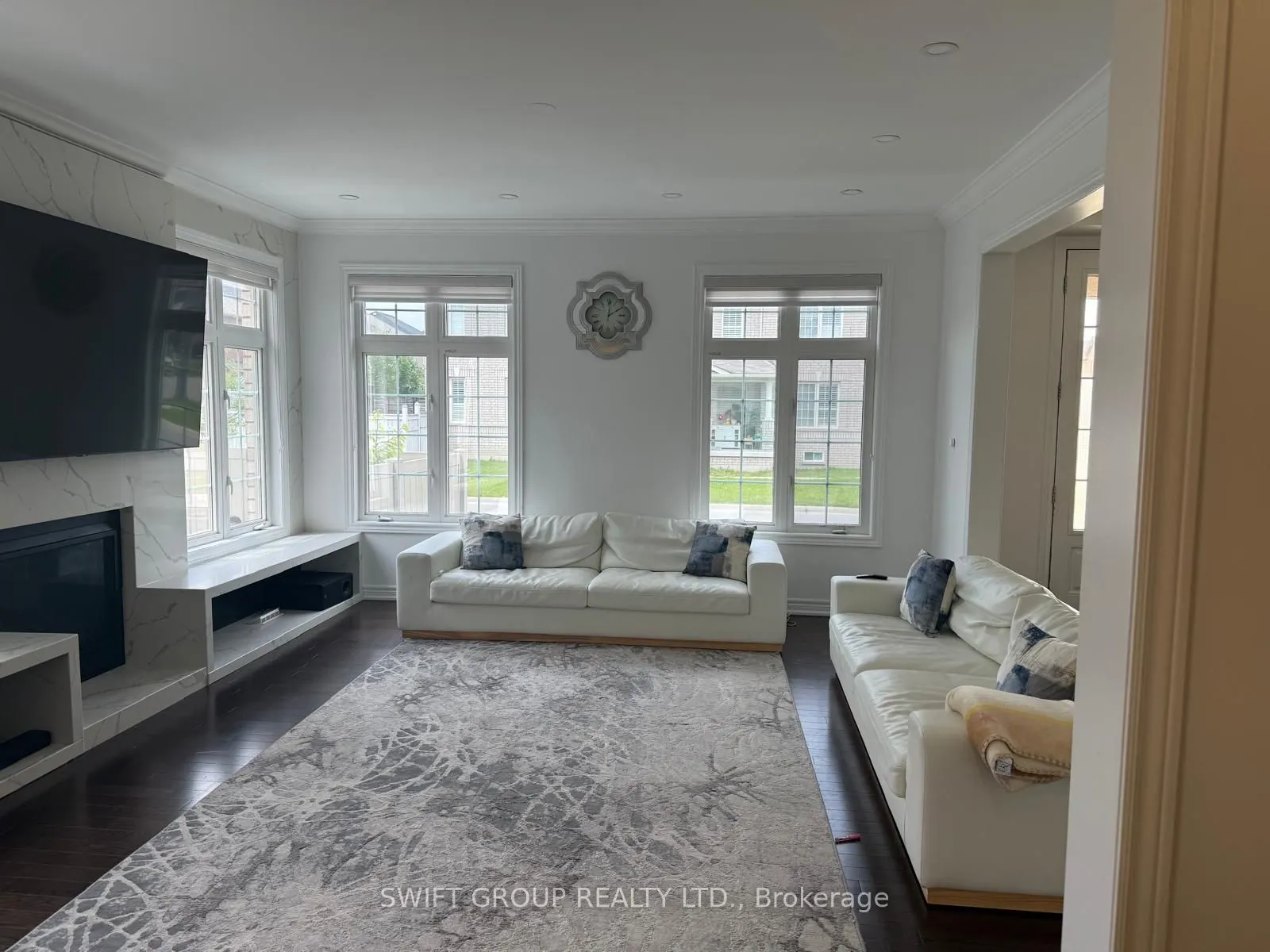 147 Mccann Crescent, #Upper