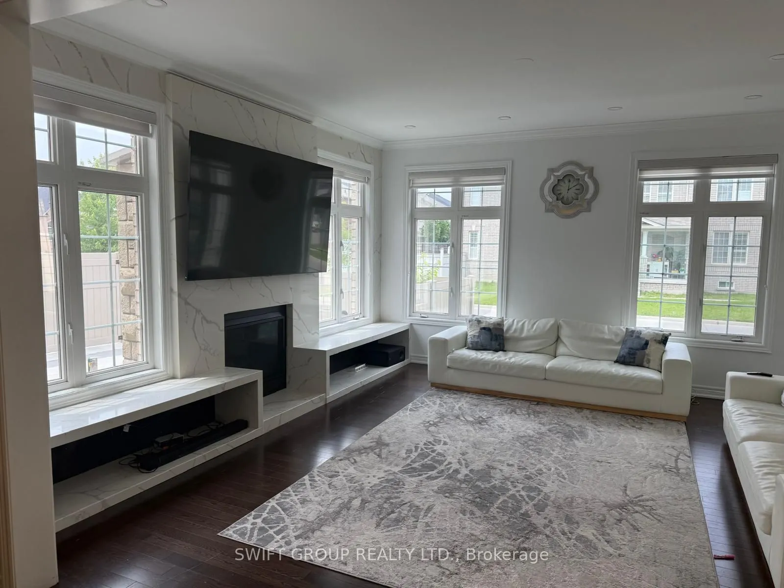 147 Mccann Crescent, #Upper