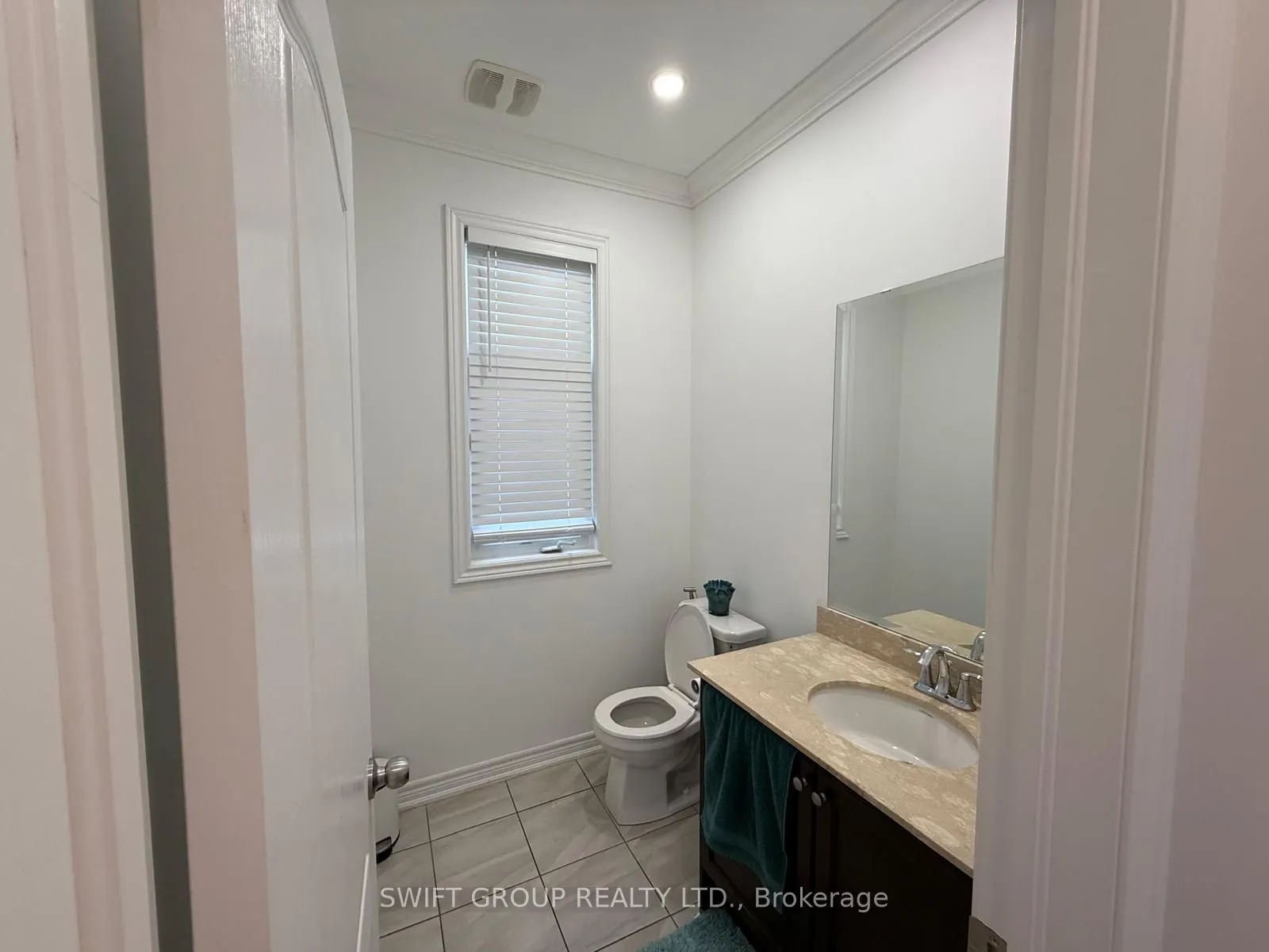 147 Mccann Crescent, #Upper