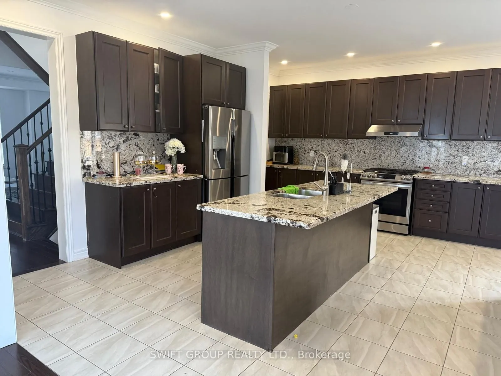 147 Mccann Crescent, #Upper
