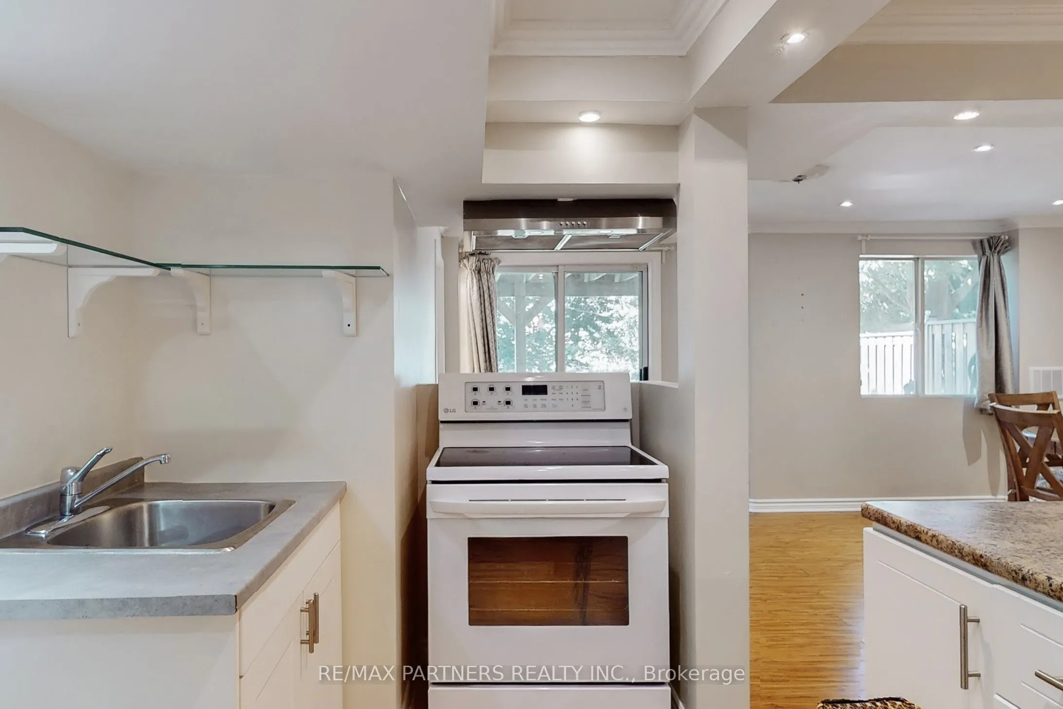 26 Sandfield Drive