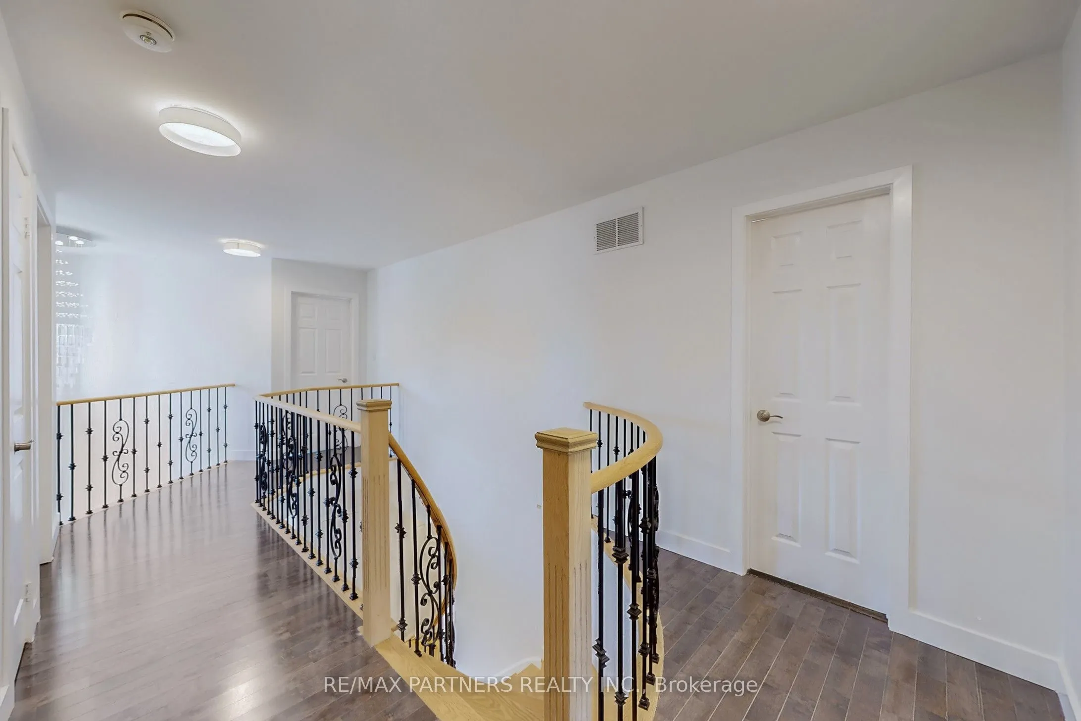 26 Sandfield Drive